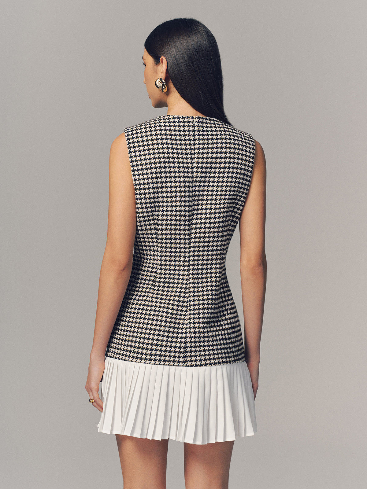 Houndstooth Sleeveless Pleated Hem Mini Dress