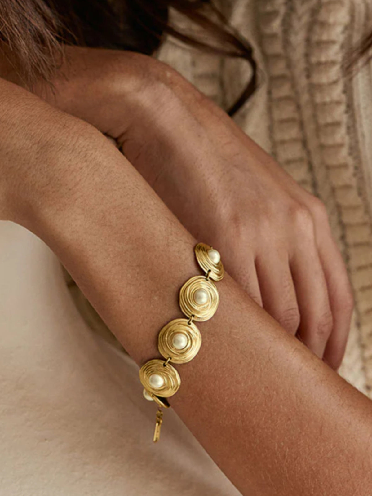 Textured Disc Pearl Link Bracelet