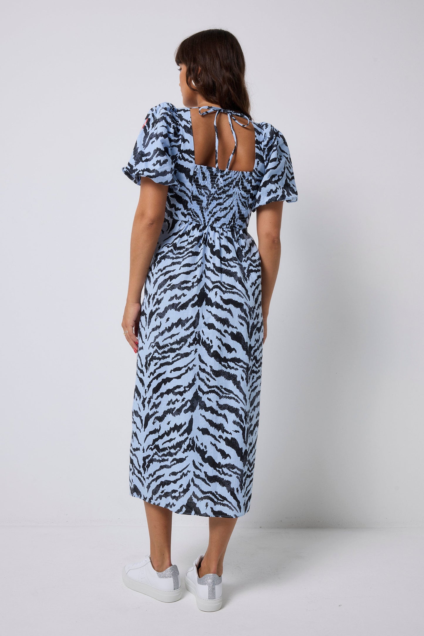 Pale Blue With Grey Texture Tiger Puff Sleeve Midi Tea Dress