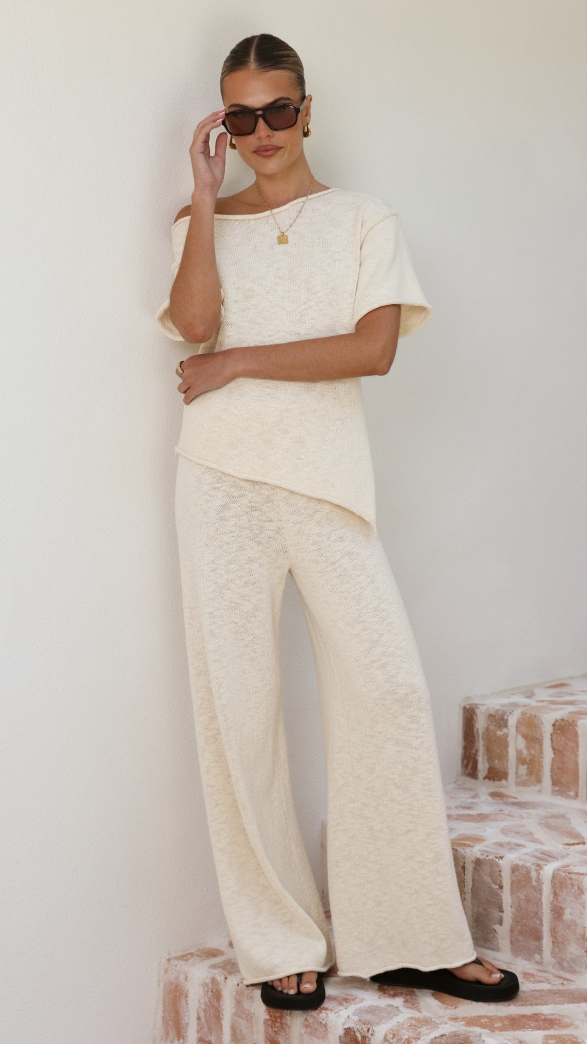 Cascadia Off Shoulder T-Shirt - Cream