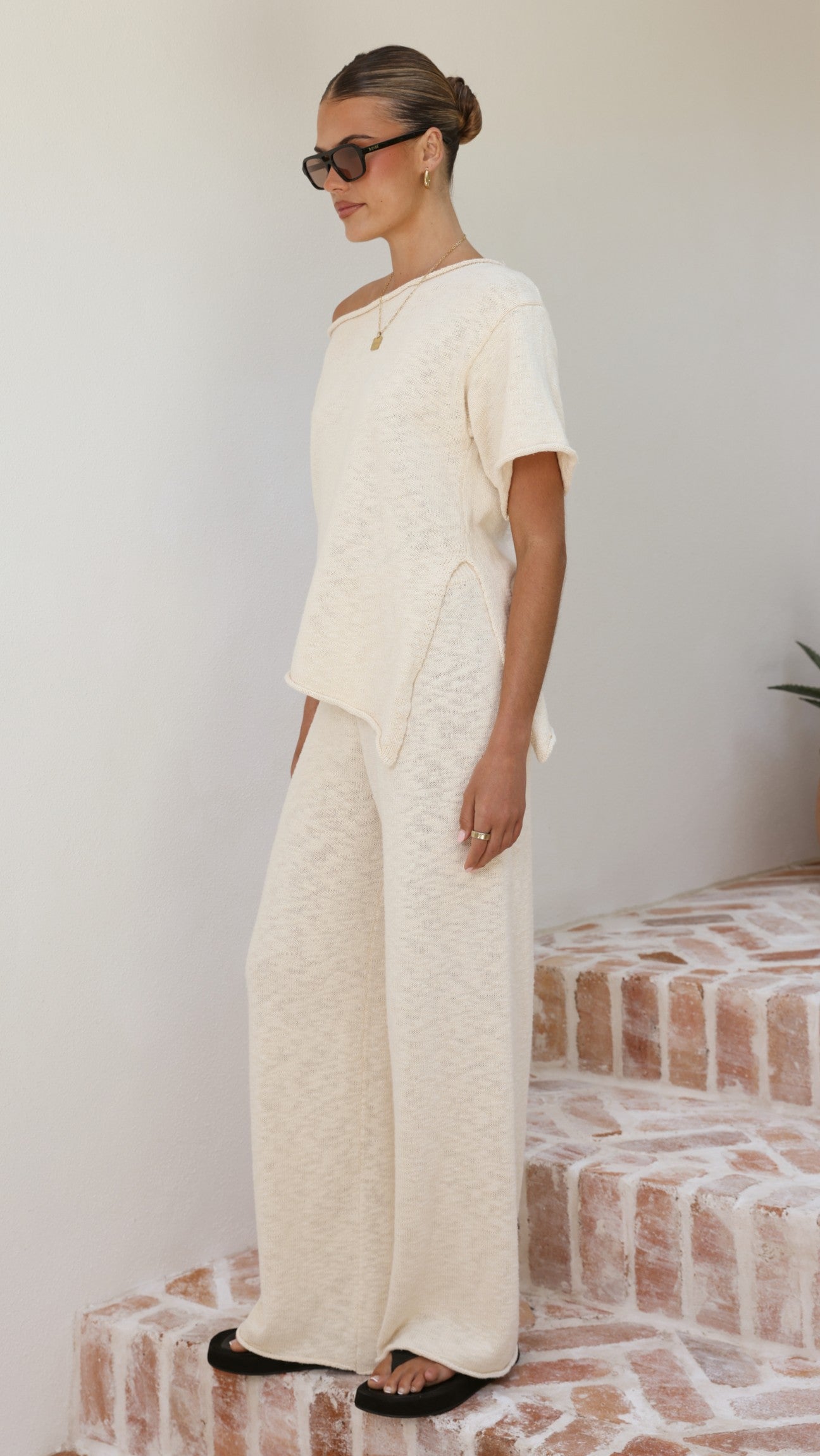 Cascadia Off Shoulder T-Shirt - Cream