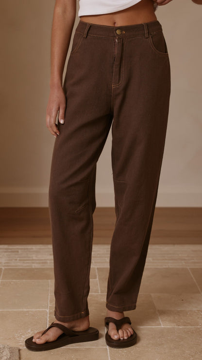 Cleora Barrel Jeans - Chocolate