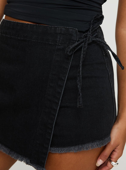 Bowden Skort Washed Black