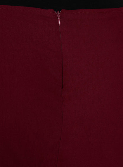 Can't Sleep Skort Burgundy Curve