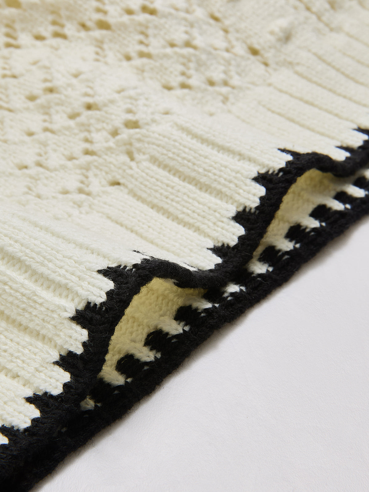 Contrast Trim Open-Knit Sleeveless Top