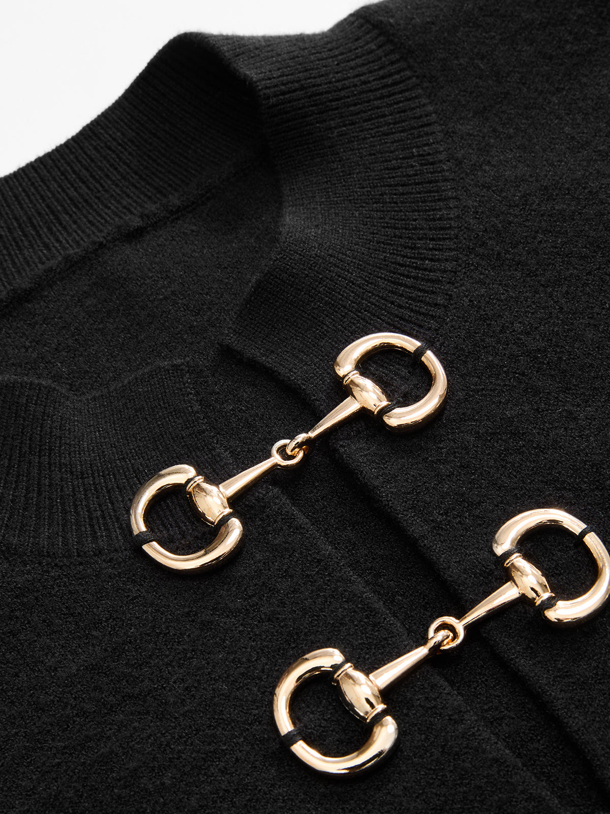 Horsebit Detail Sleeveless Knit Top