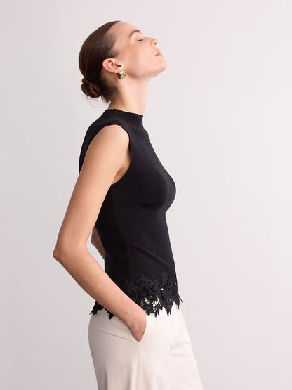 Sleeveless Lace Hem Knit Vest