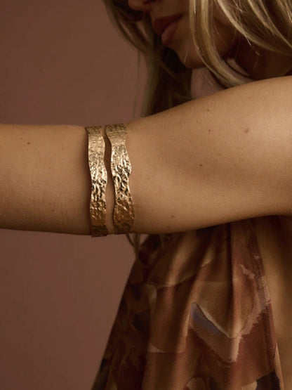 Hammered Double Layer Arm Cuff
