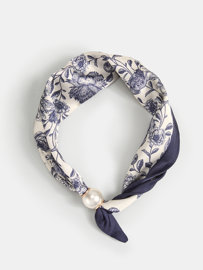 Pearl Magnetic Closure Floral Print Scarf