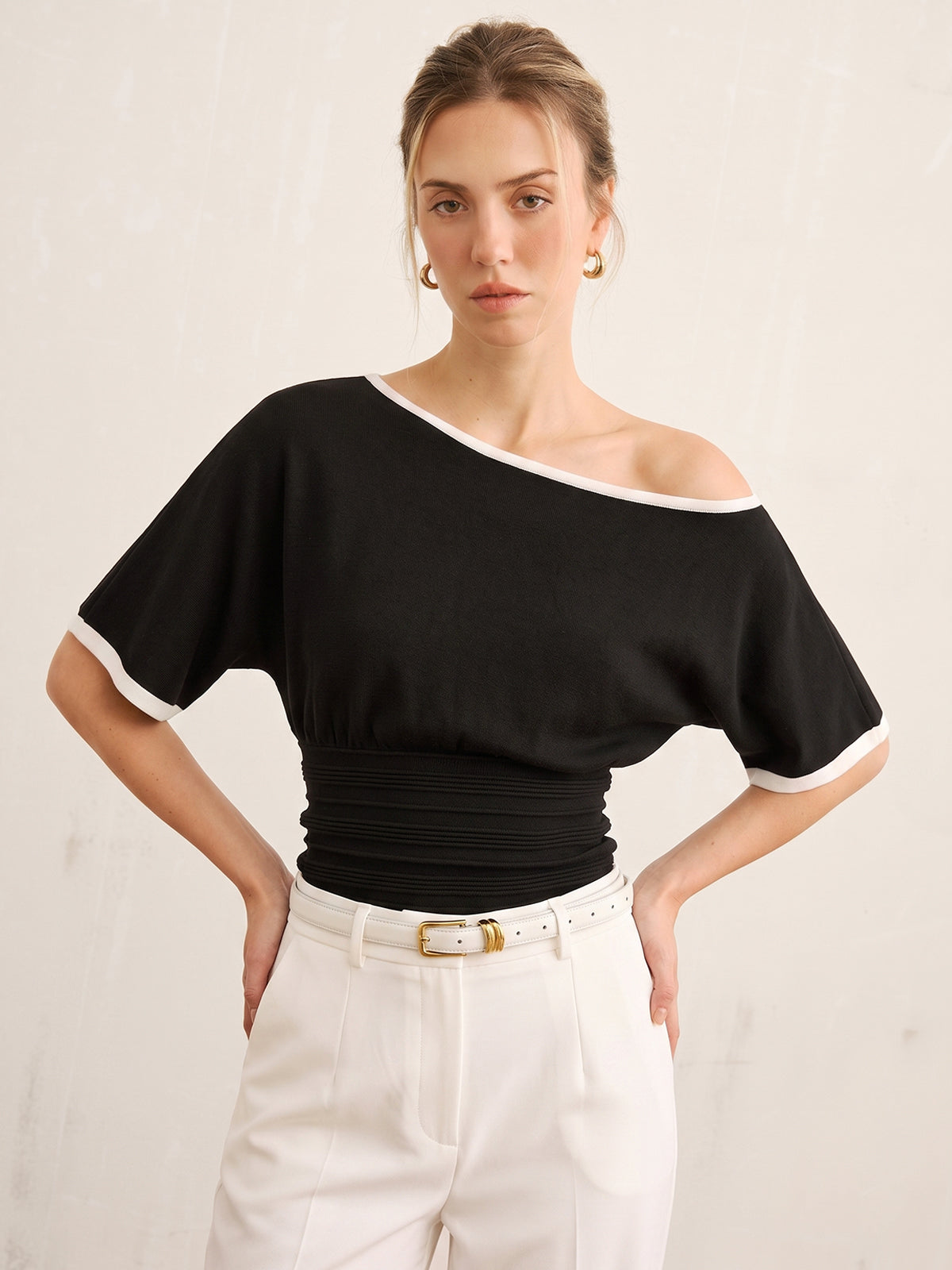 Contrast Trim Cinched Waist Knit Top