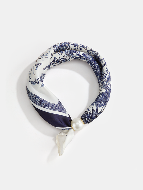Pearl Buckle Closure Printed Scarf