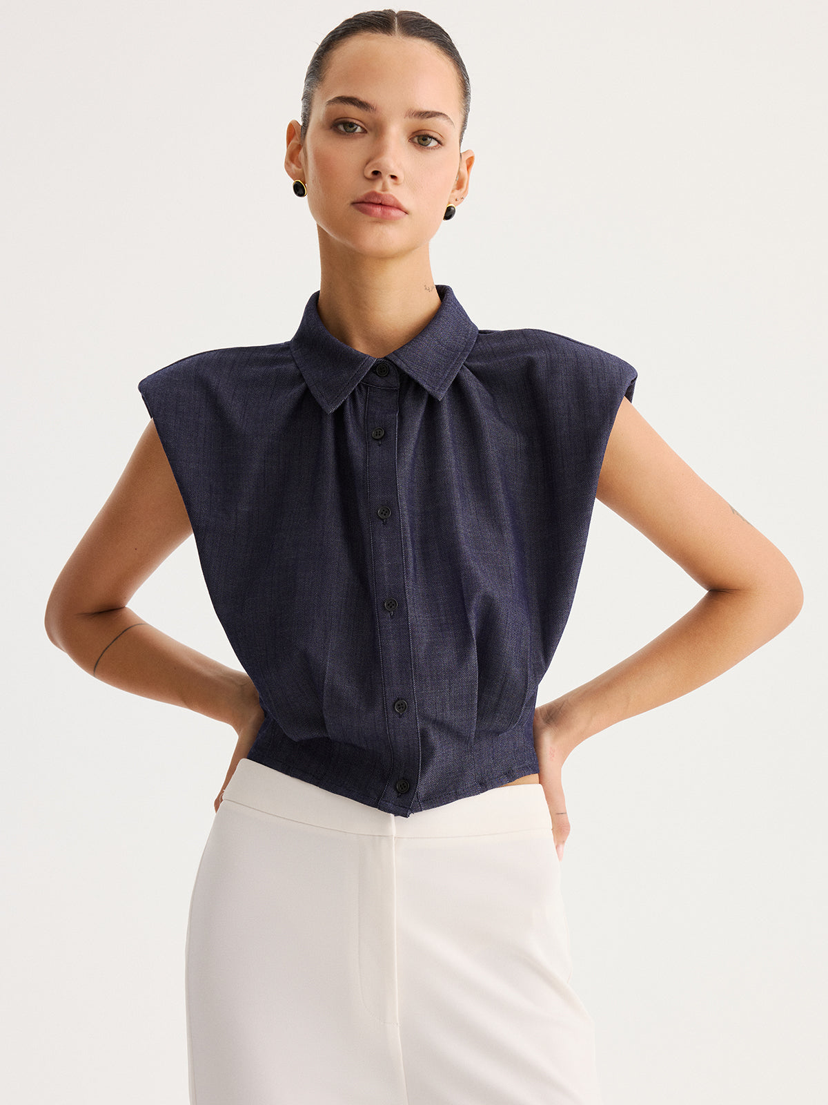 Sleeveless Button Down Collared Shirt