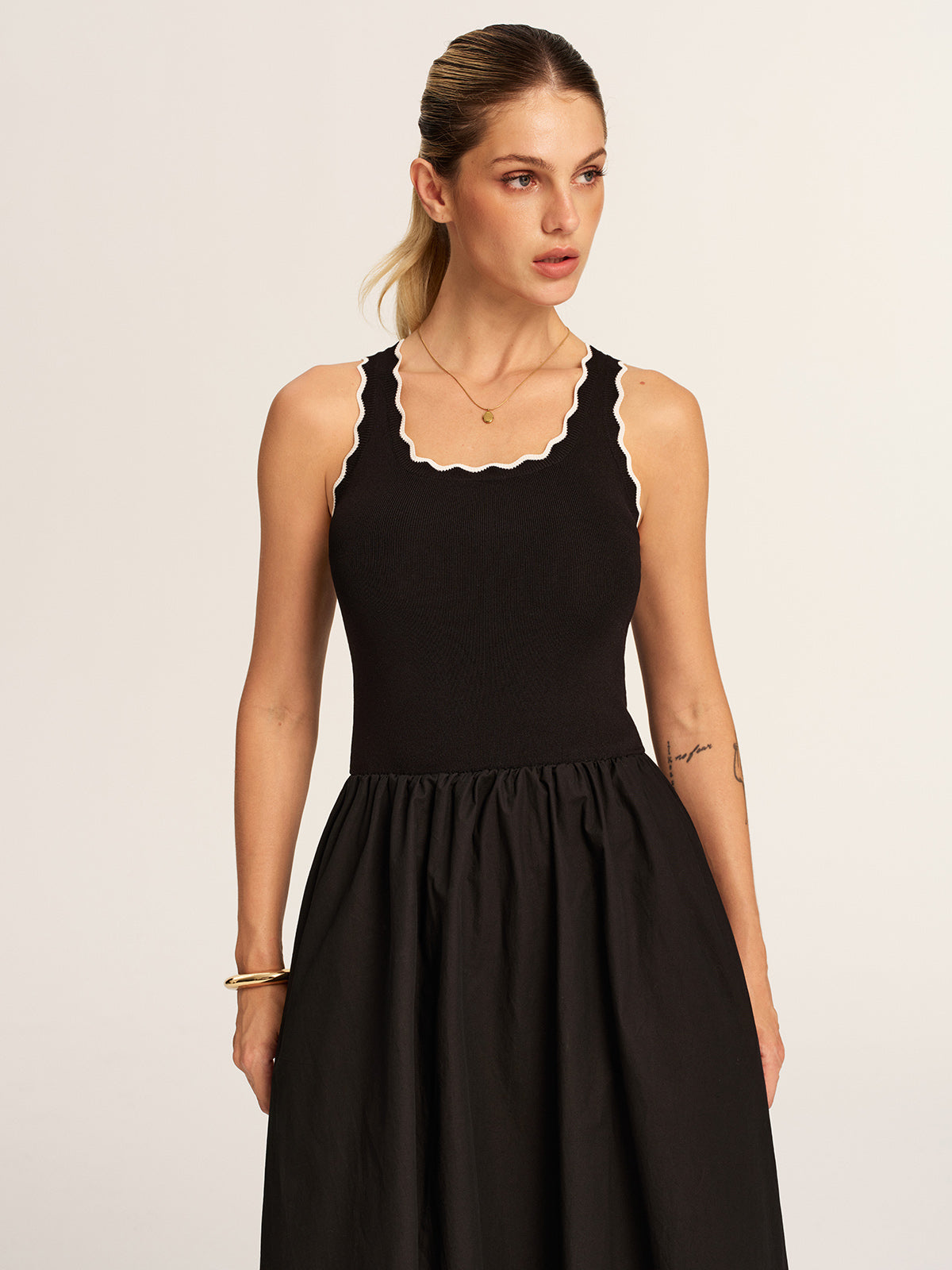 Scalloped Trim Knit-Bodice Maxi Dress