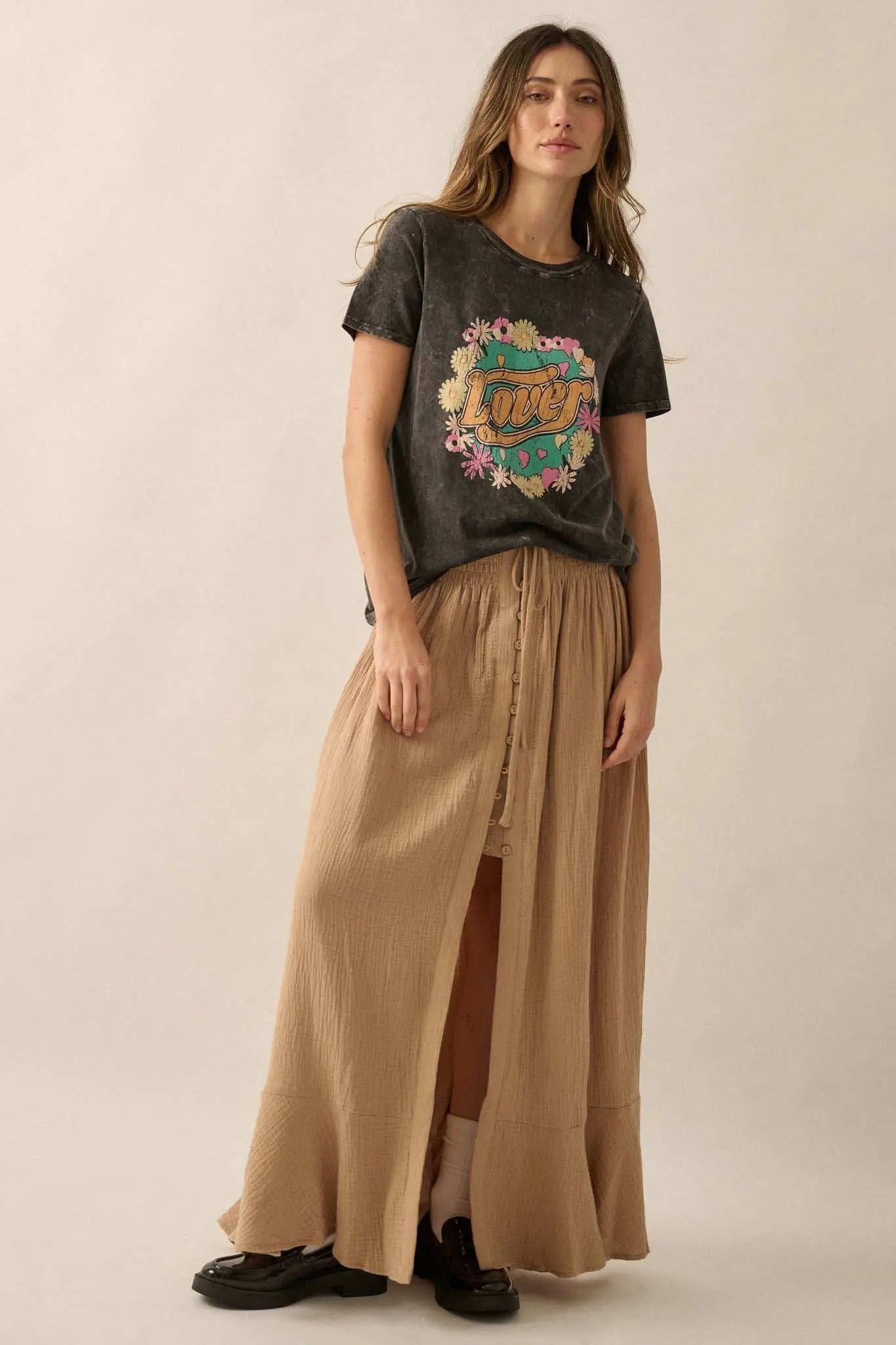 Lover Vintage-Wash Floral Graphic Tee