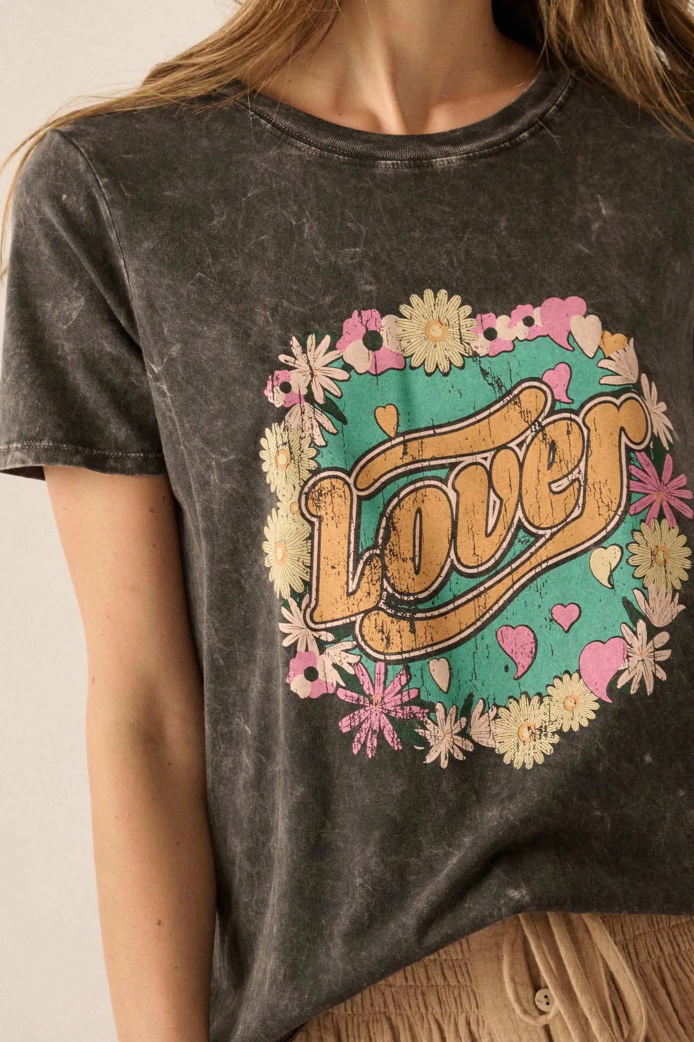 Lover Vintage-Wash Floral Graphic Tee