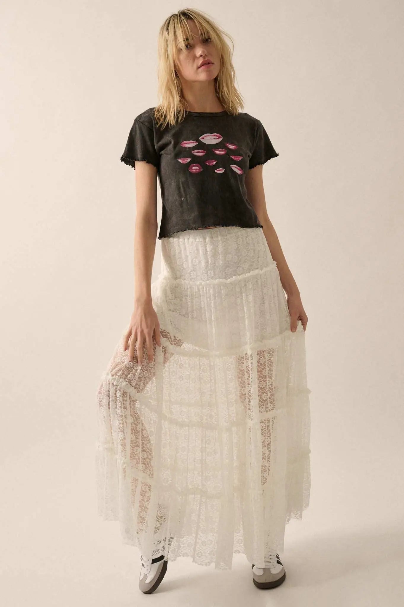Lucious Lips Cropped Lettuce-Edge Graphic Baby Tee