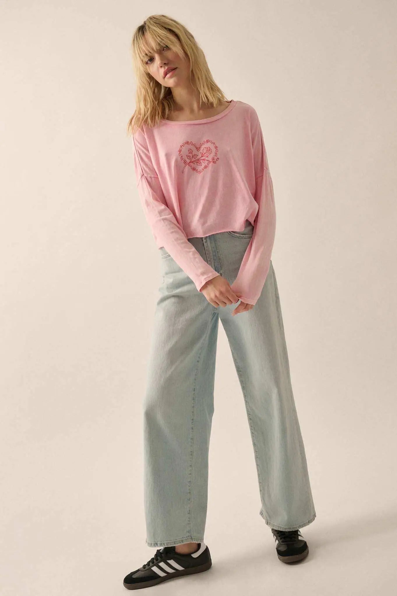 Romantic Roses Cropped Long-Sleeve Graphic Tee