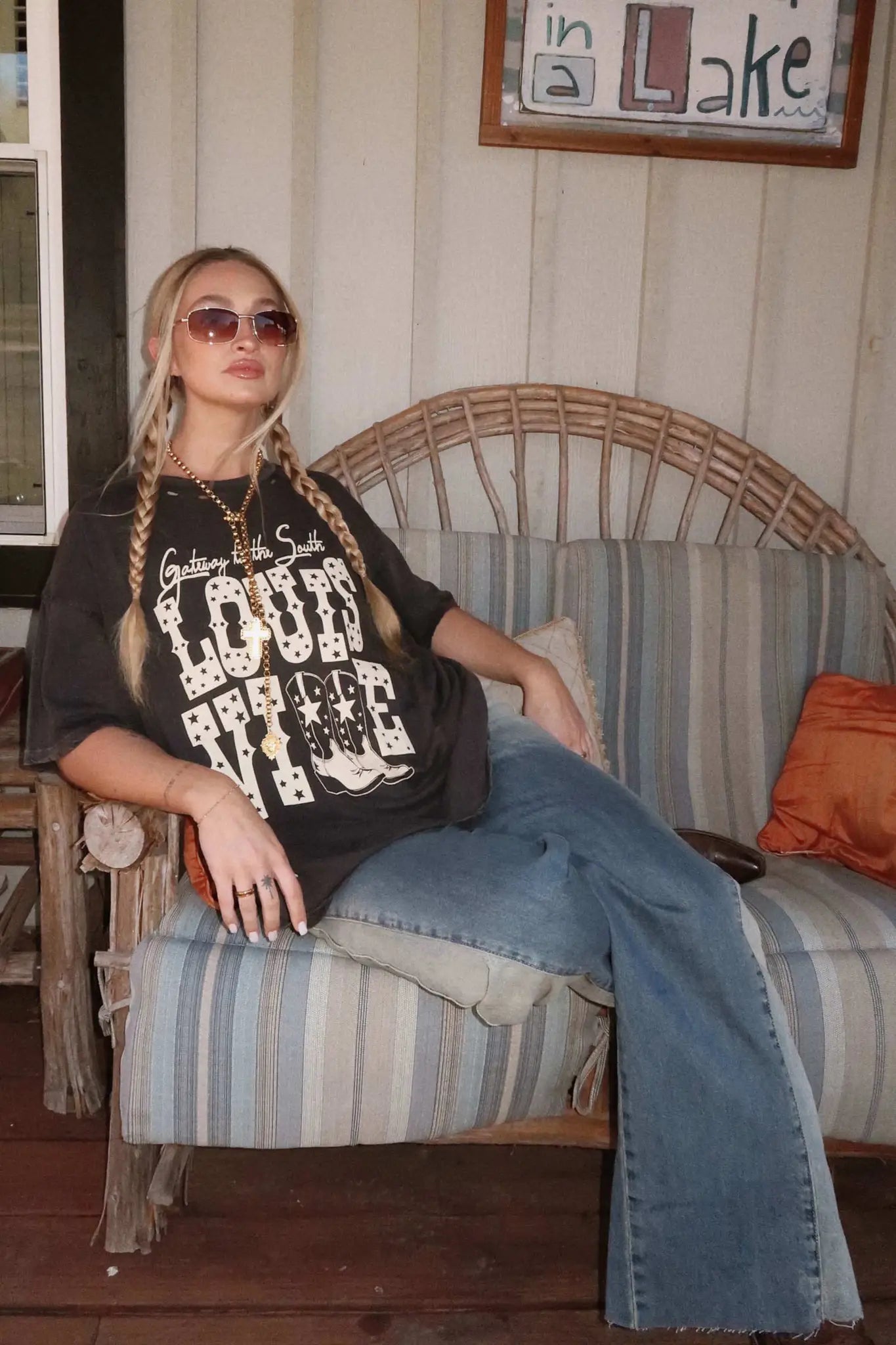 Louisville Boots Distressed Graphic Tee