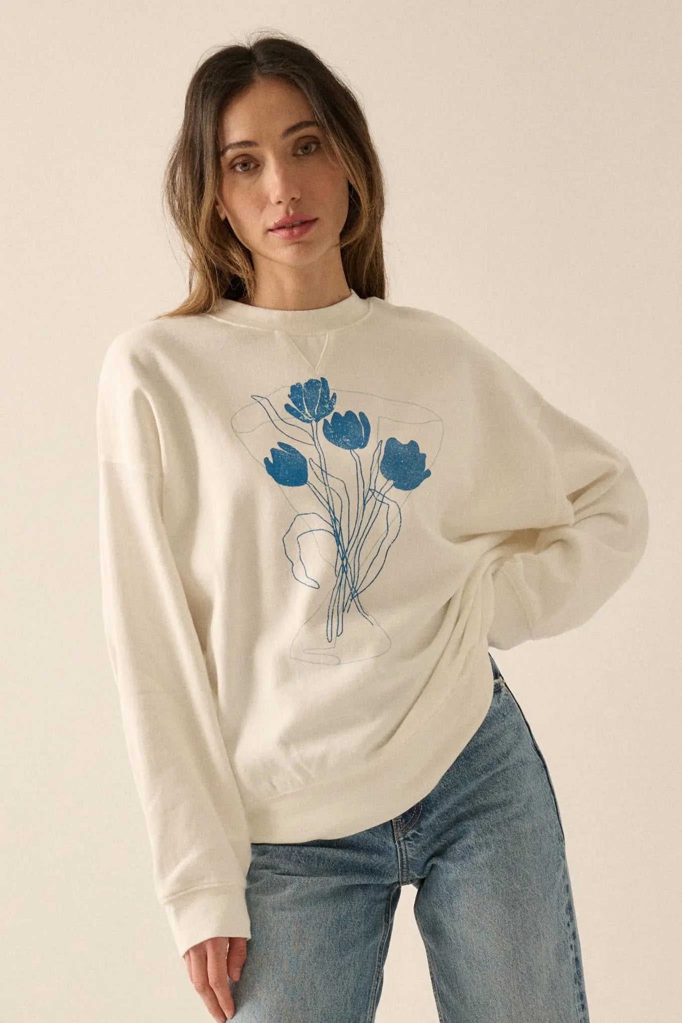 Blue Bouquet Vintage-Print Graphic Sweatshirt