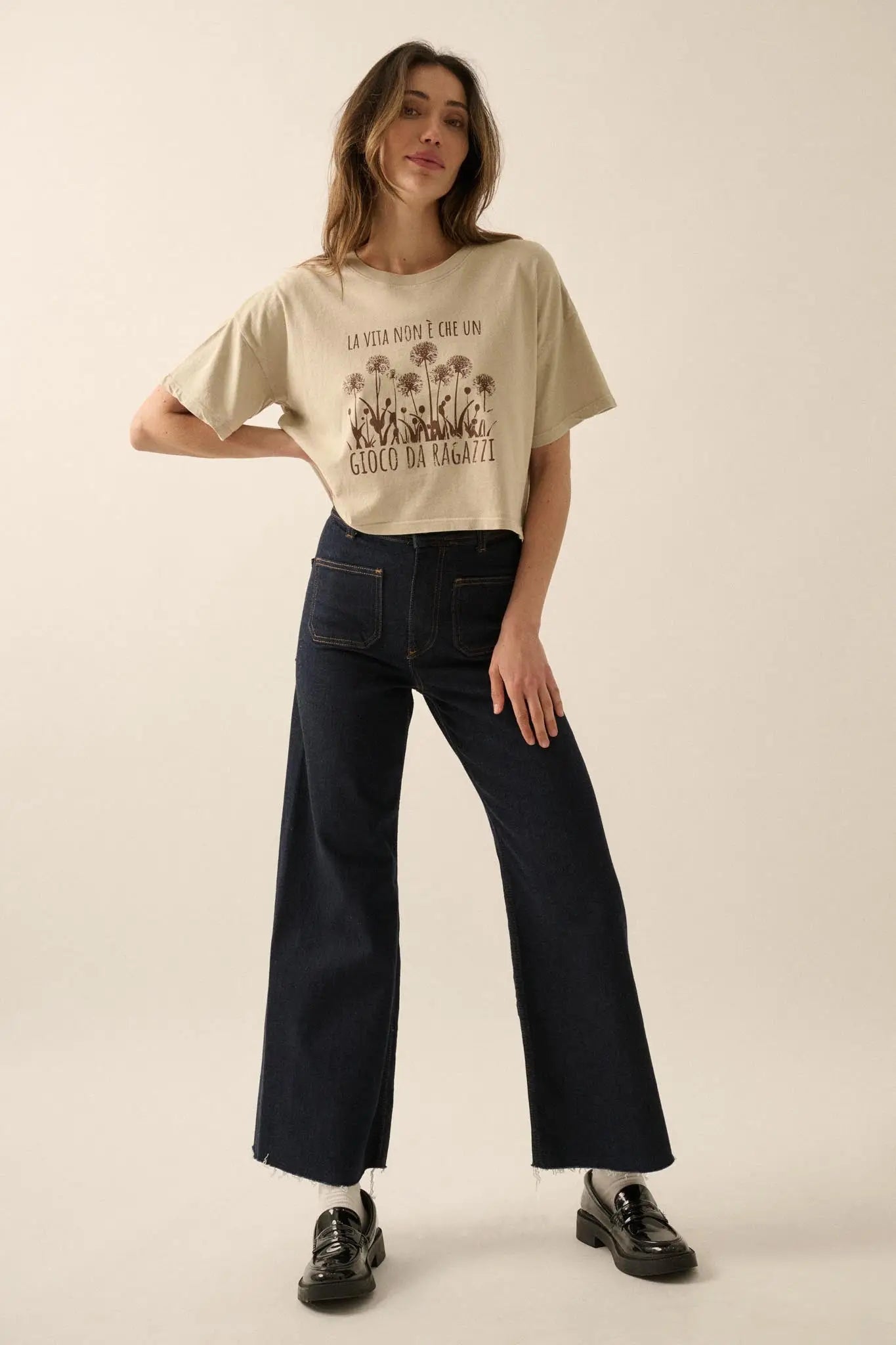 Gioco da Ragazzi Cropped Dandelion Graphic Tee
