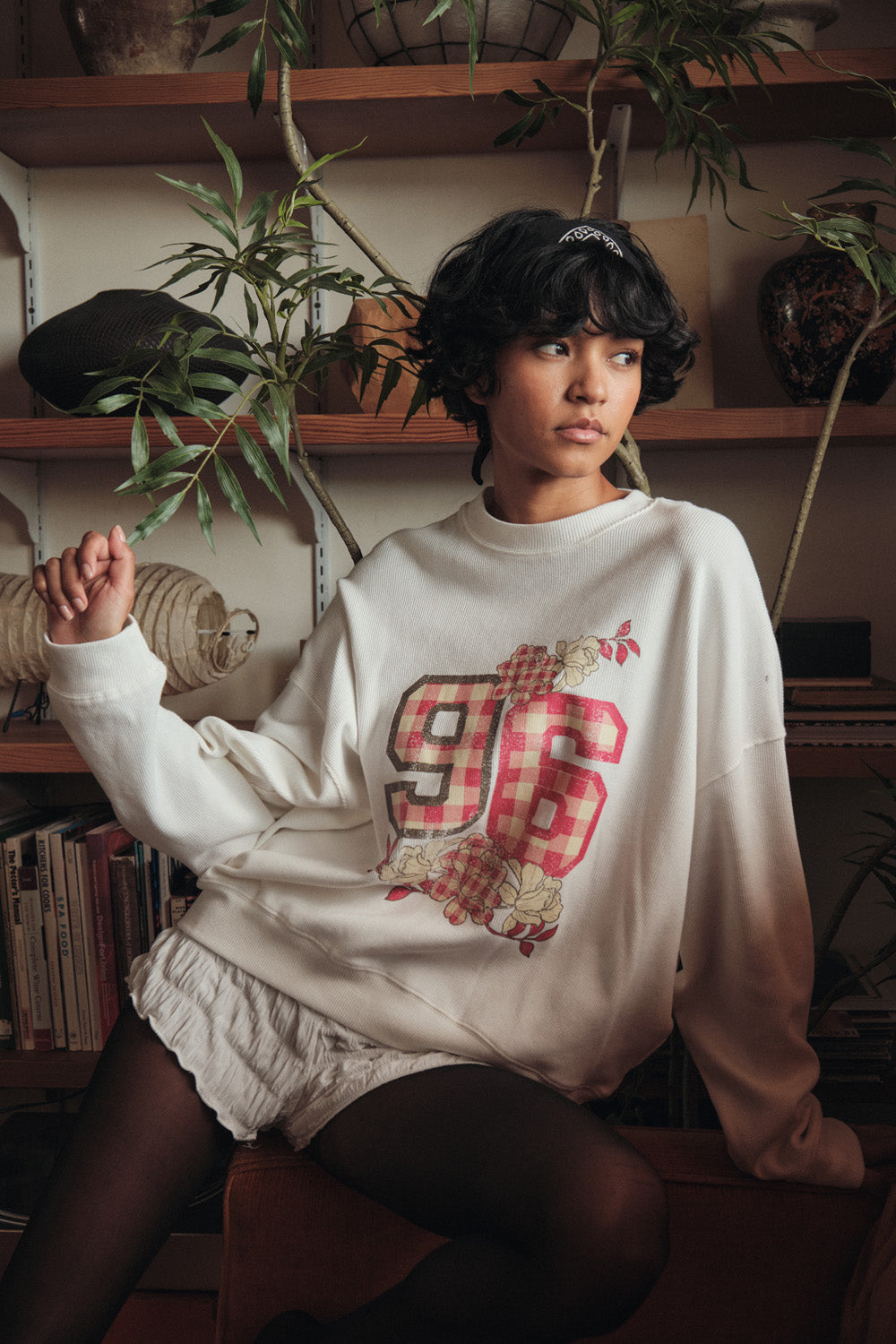 96 Vintage-Print Oversize Thermal Graphic Top