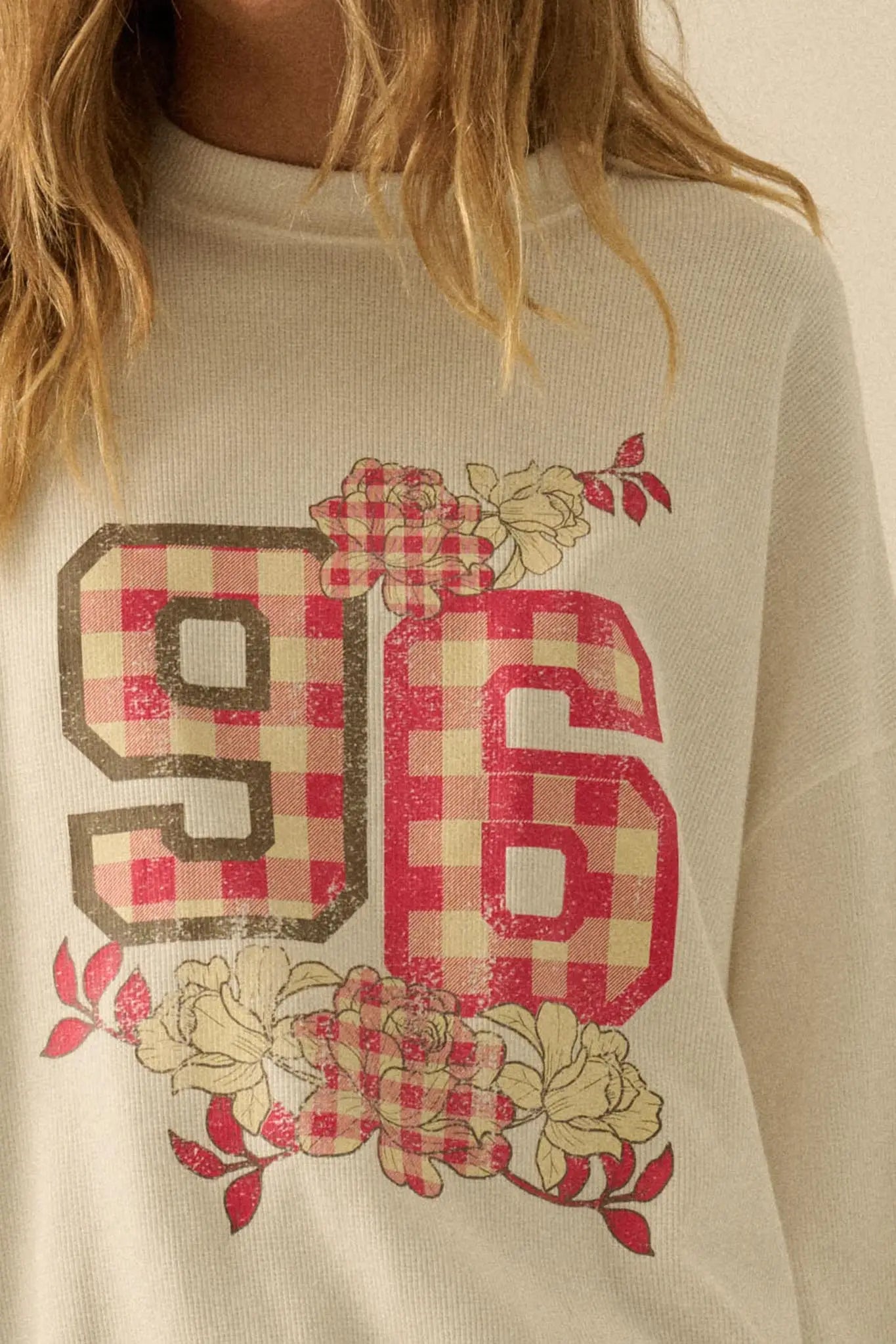 96 Vintage-Print Oversize Thermal Graphic Top