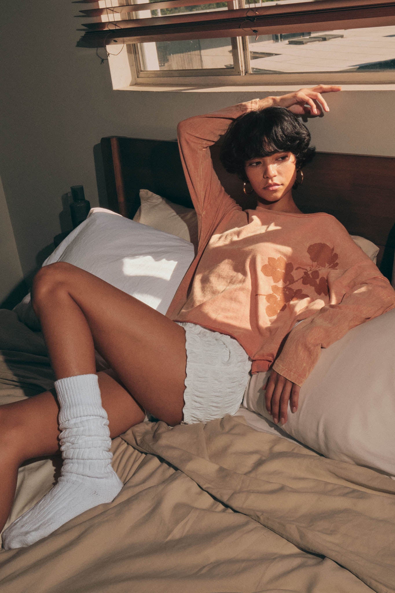 Faded Rose Long-Sleeve Cropped Graphic Tee