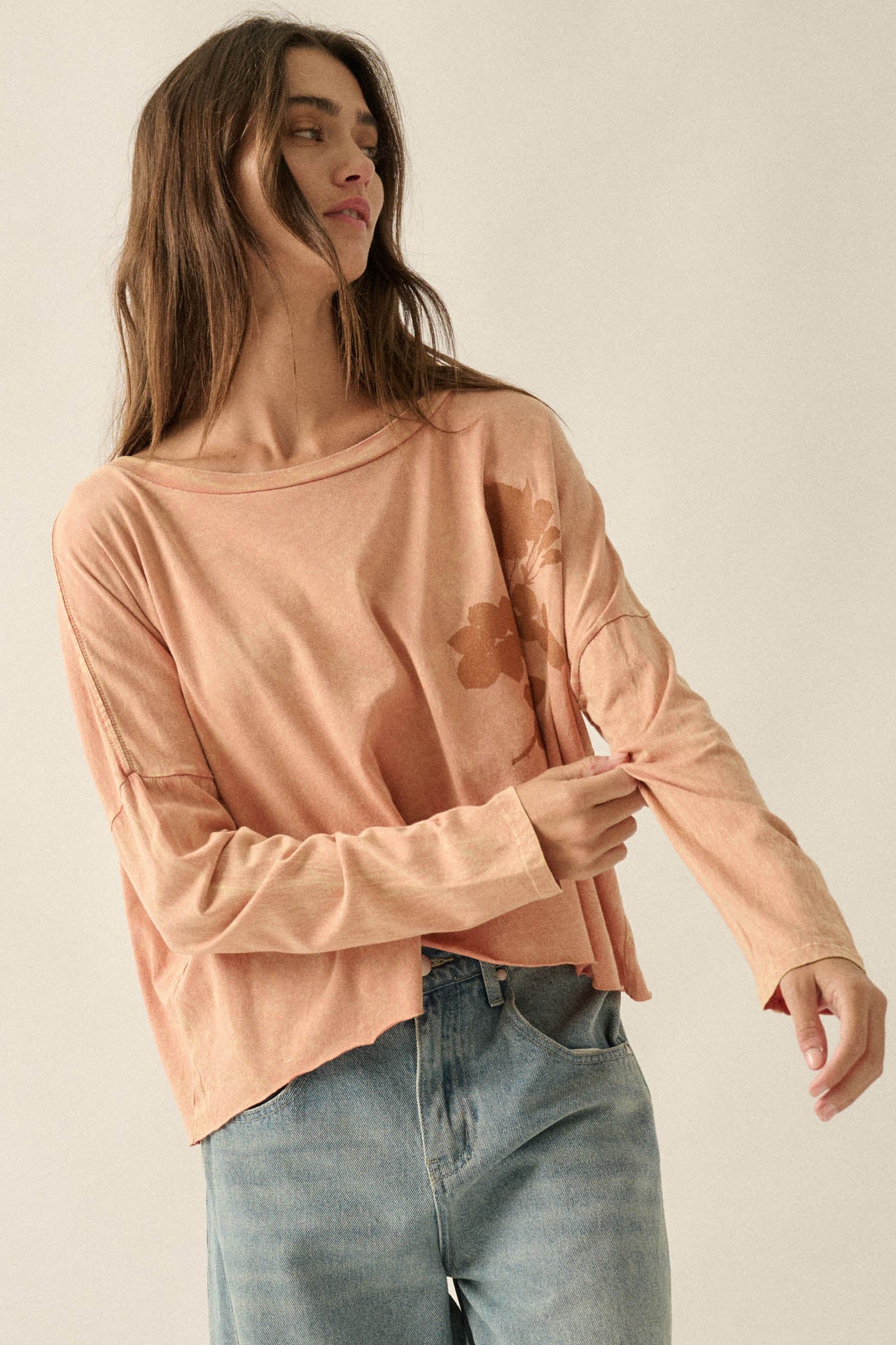 Faded Rose Long-Sleeve Cropped Graphic Tee
