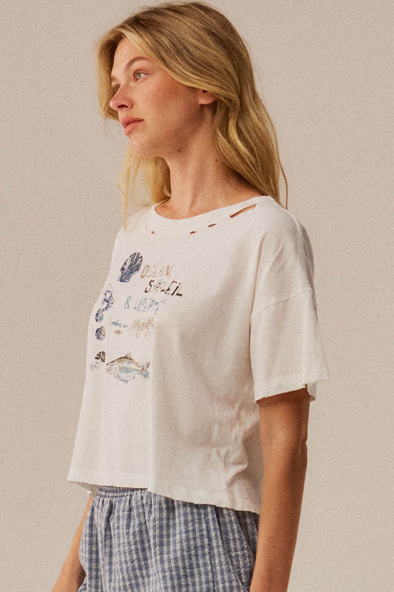 Océan Soleil Liberté Distressed Cropped Graphic Tee