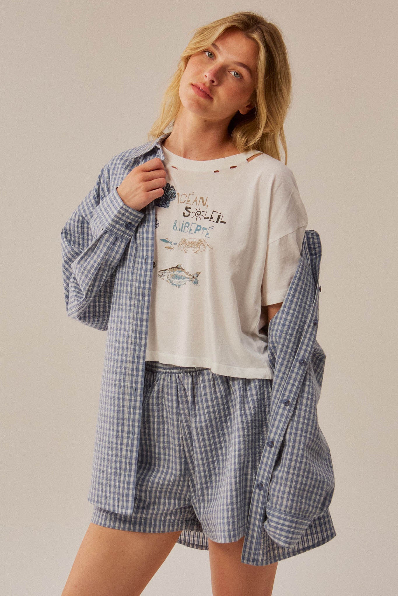 Océan Soleil Liberté Distressed Cropped Graphic Tee