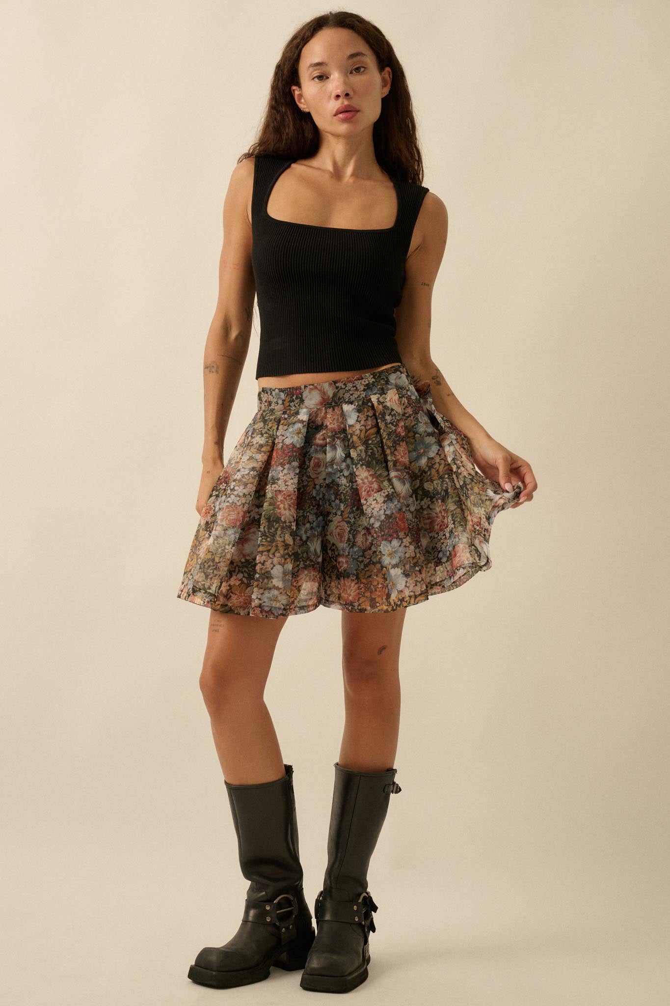 Blossoming Autumn Floral Organza Pleated Skort