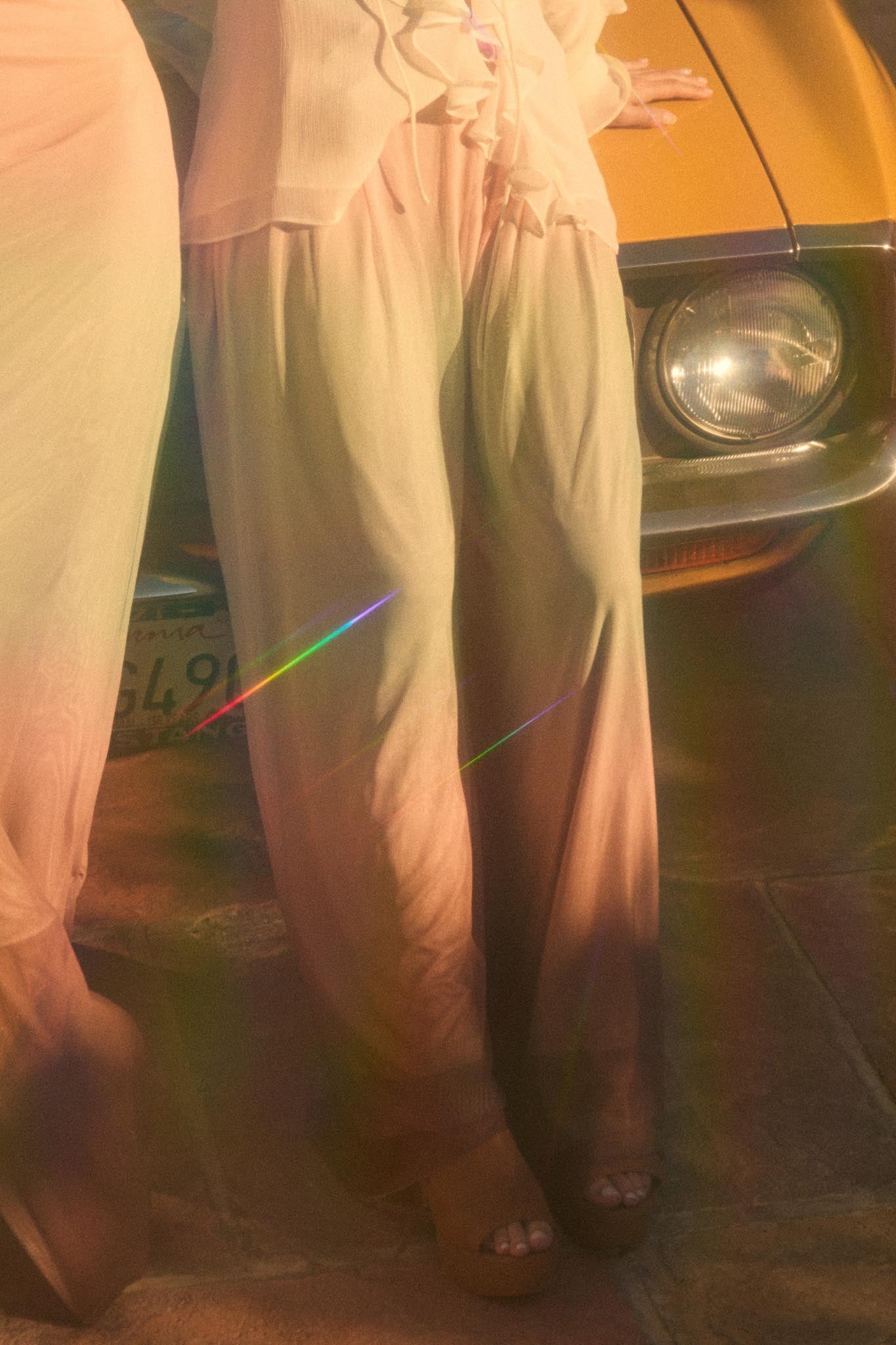 Soft Sunset Ombre Mesh Pleated Wide-Leg Pants