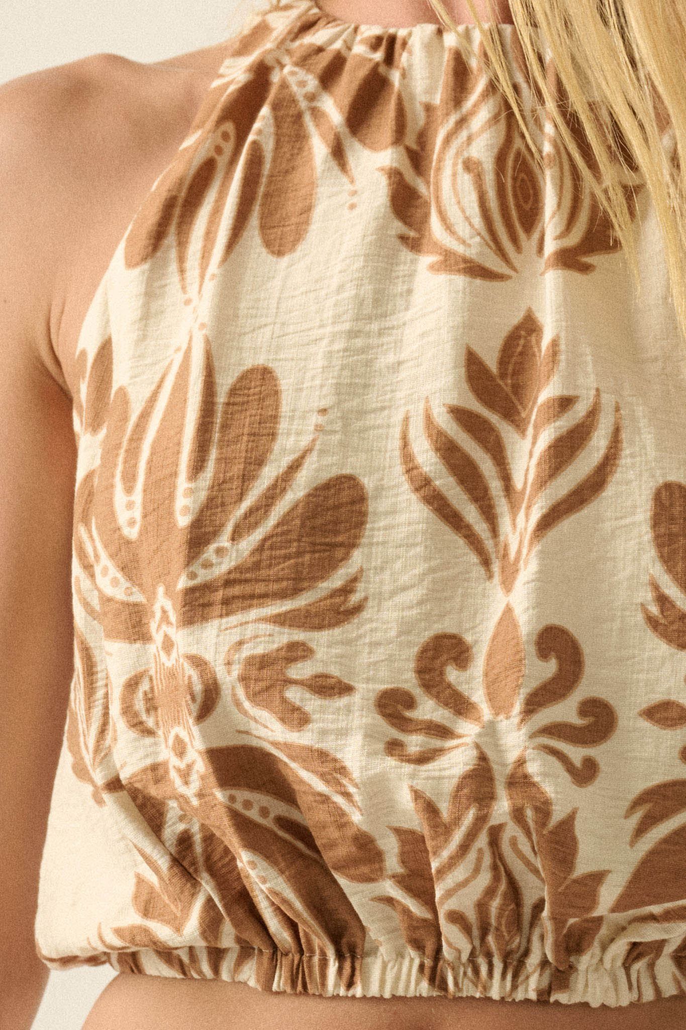 Splendid Harmony Ornate-Print Cropped Sleeveless Top