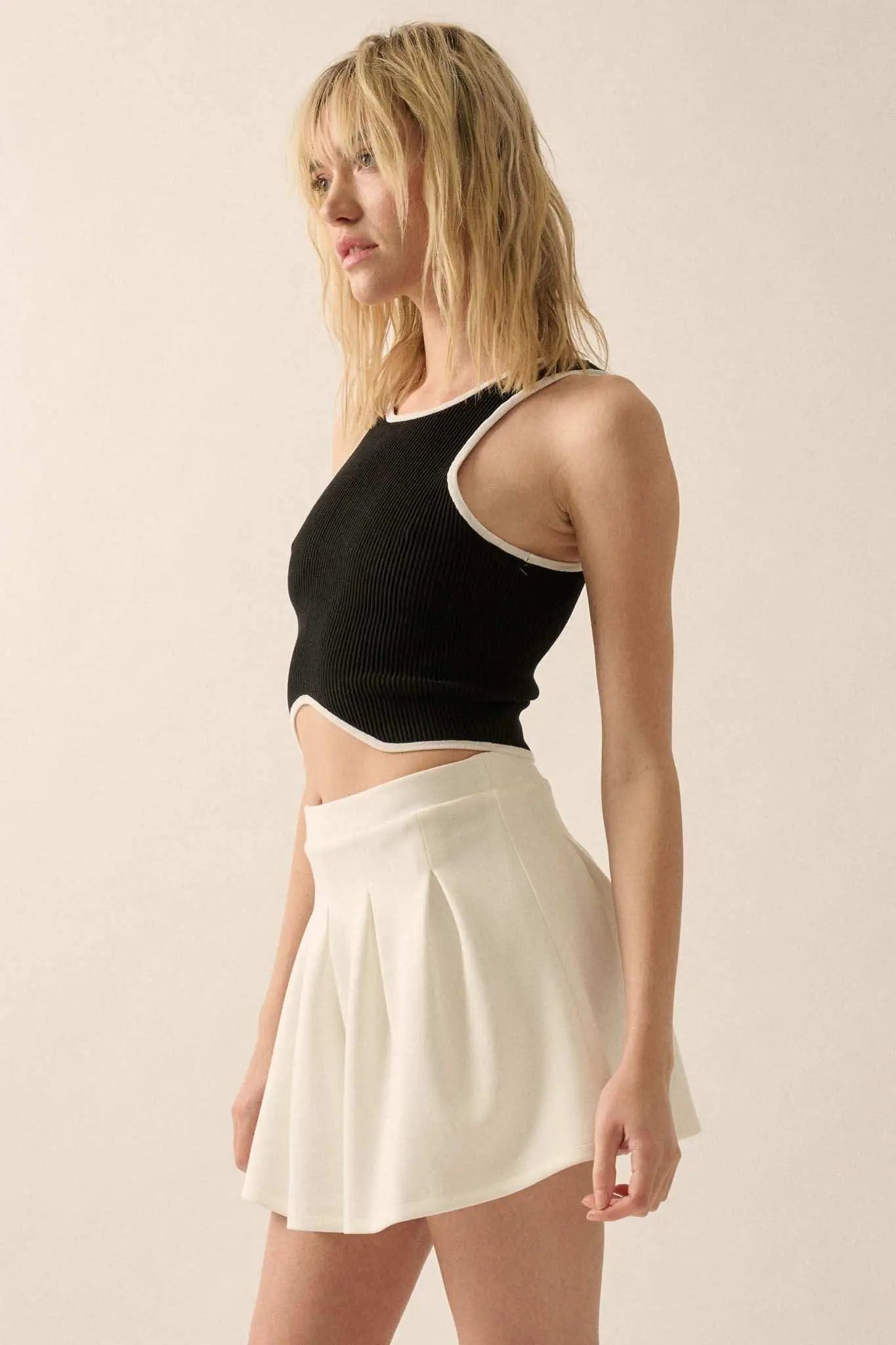 Shaper Fit Cropped Rib-Knit Curved Hem Tank Top