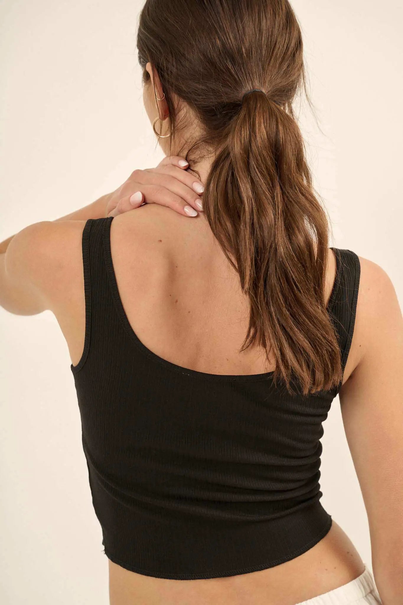 Promise the Label Rib-Knit Cropped Henley Tank Top