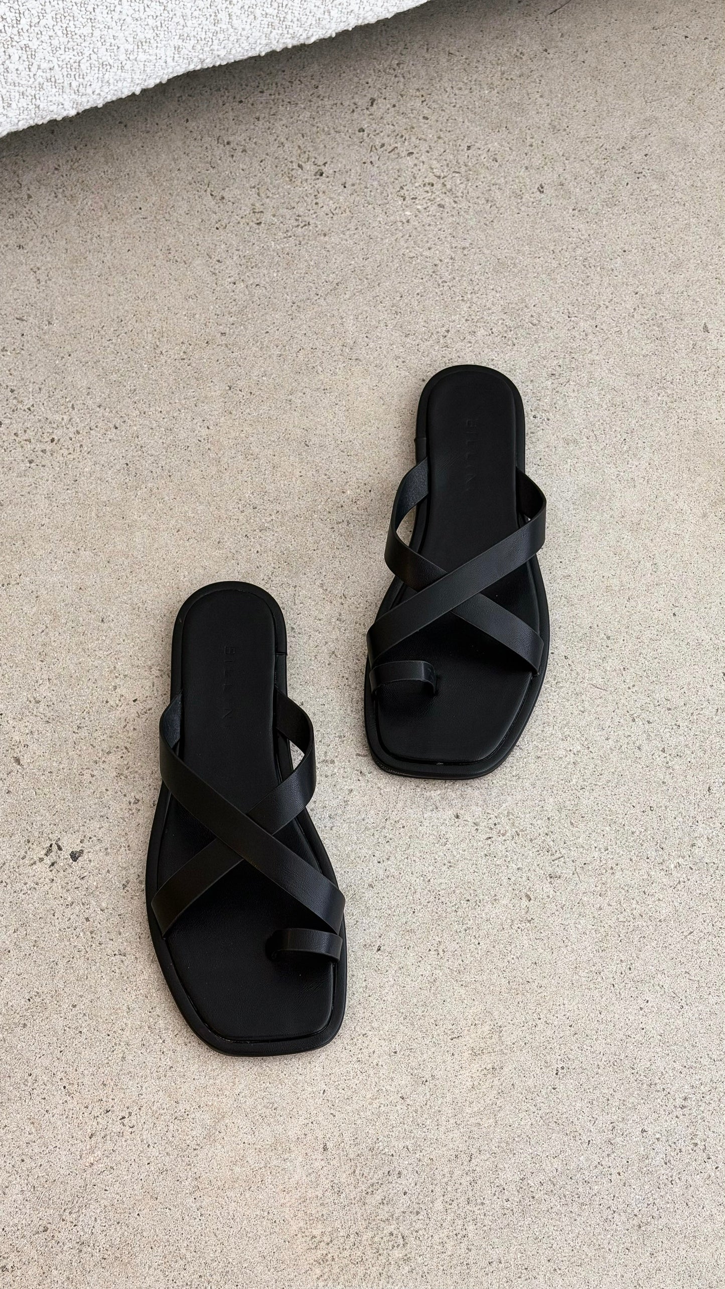 Ulianna Slide - Black