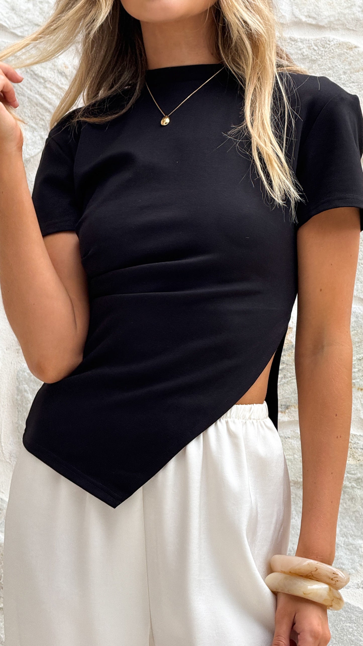 Tiarna Side Ruched Tee - Black