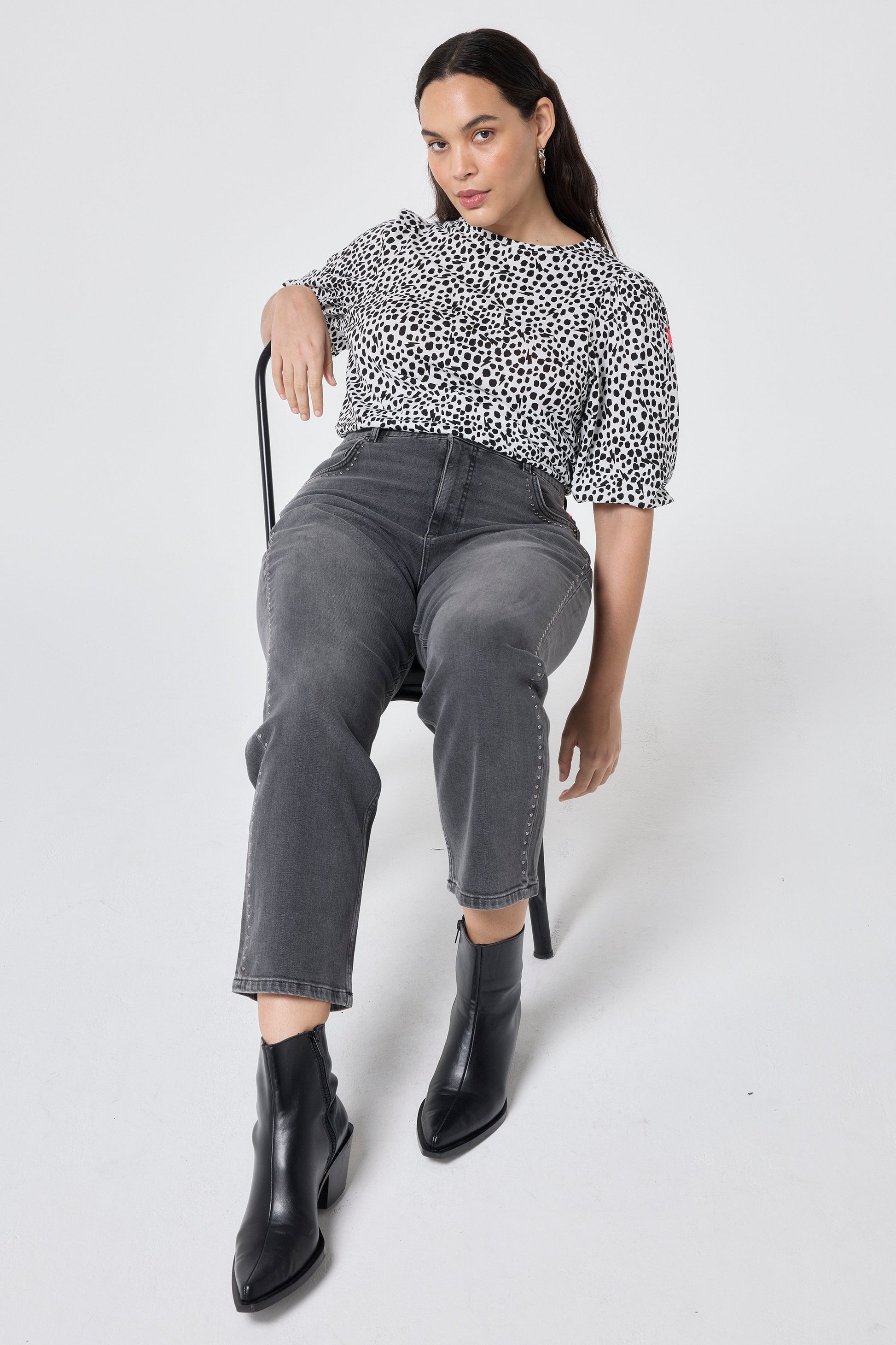White with Black Cheetah Puff Sleeve T-Shirt