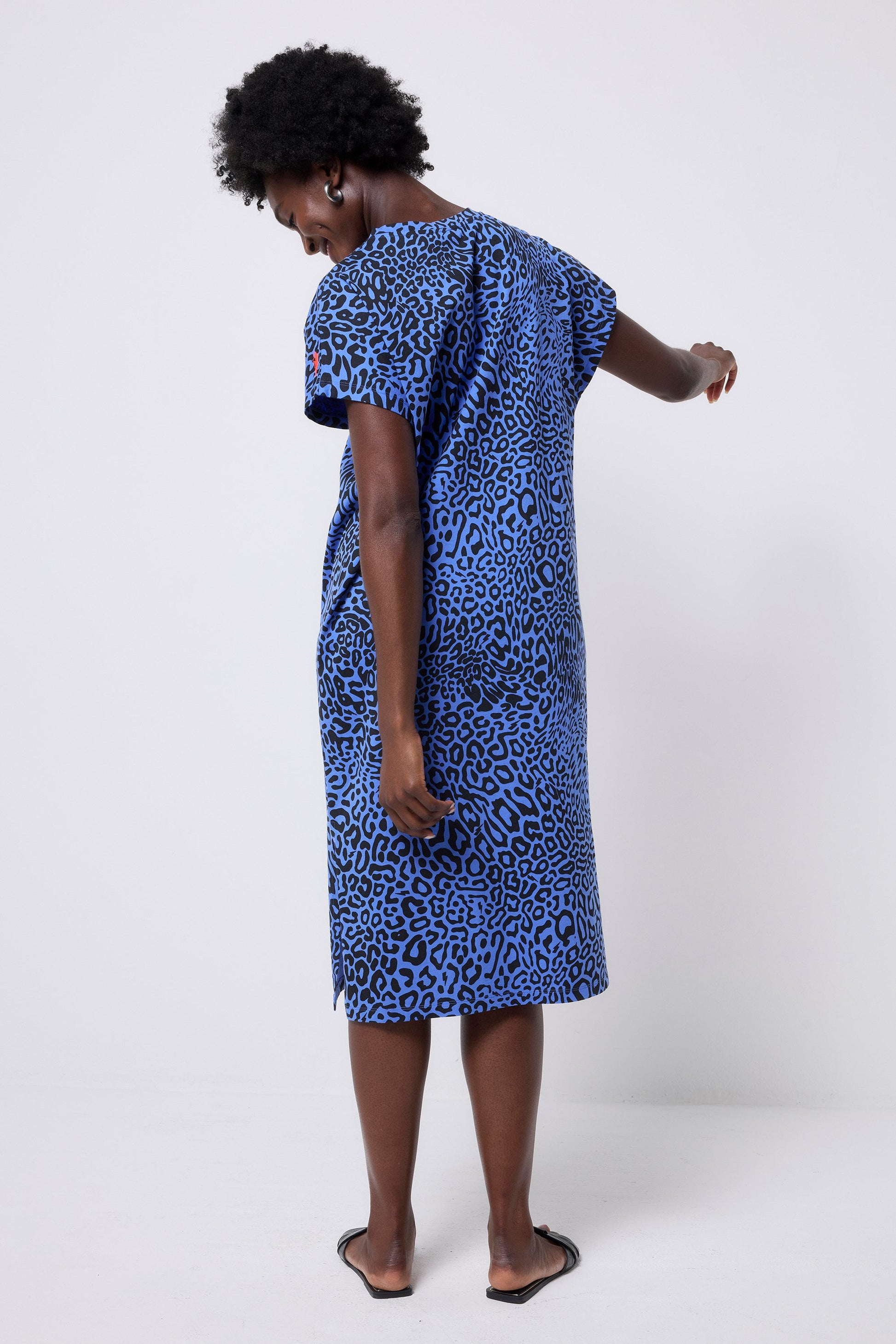 Blue with Black Leopard Ray Midi T-Shirt Dress