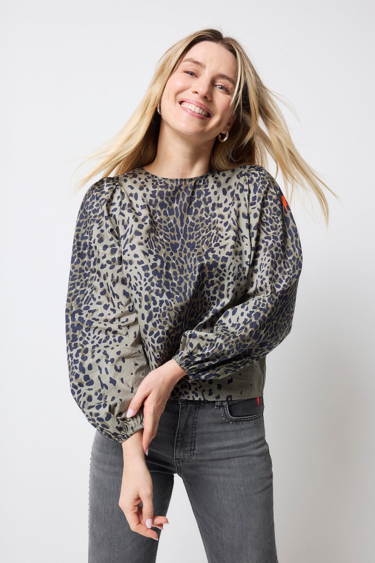 Khaki with Black Wild Leopard Blouson Sleeve Top