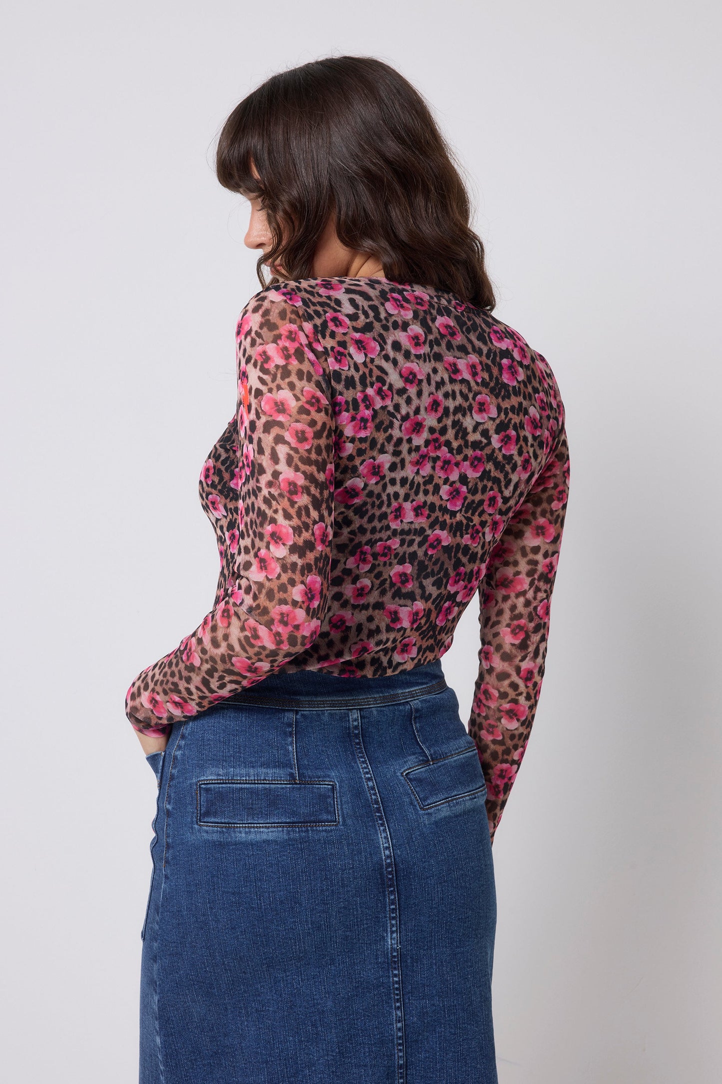 Neutral Paradise Cheetah Printed Mesh Top