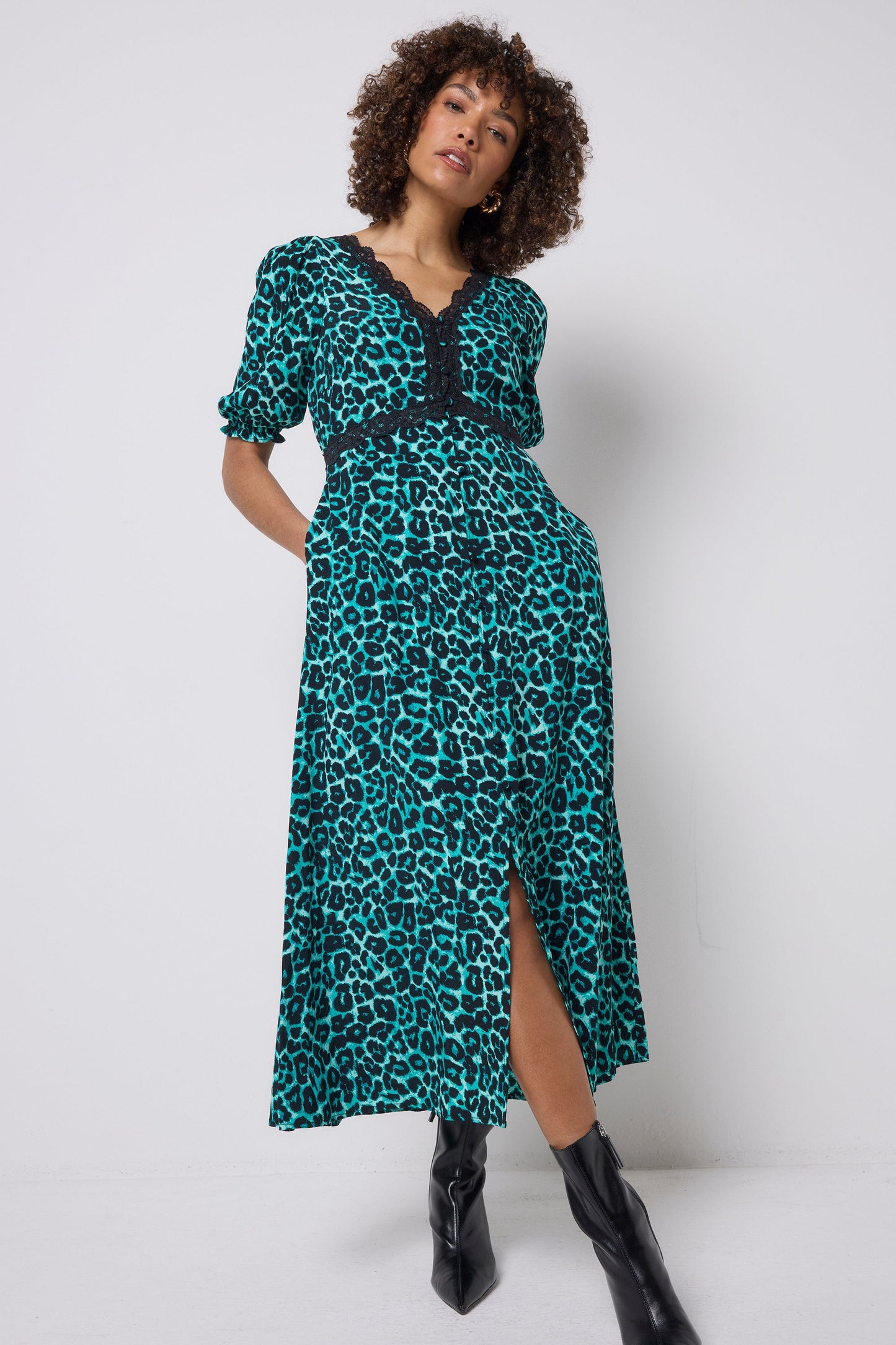 Green Jaguar Lace Trim Puff Sleeve Midi Tea Dress