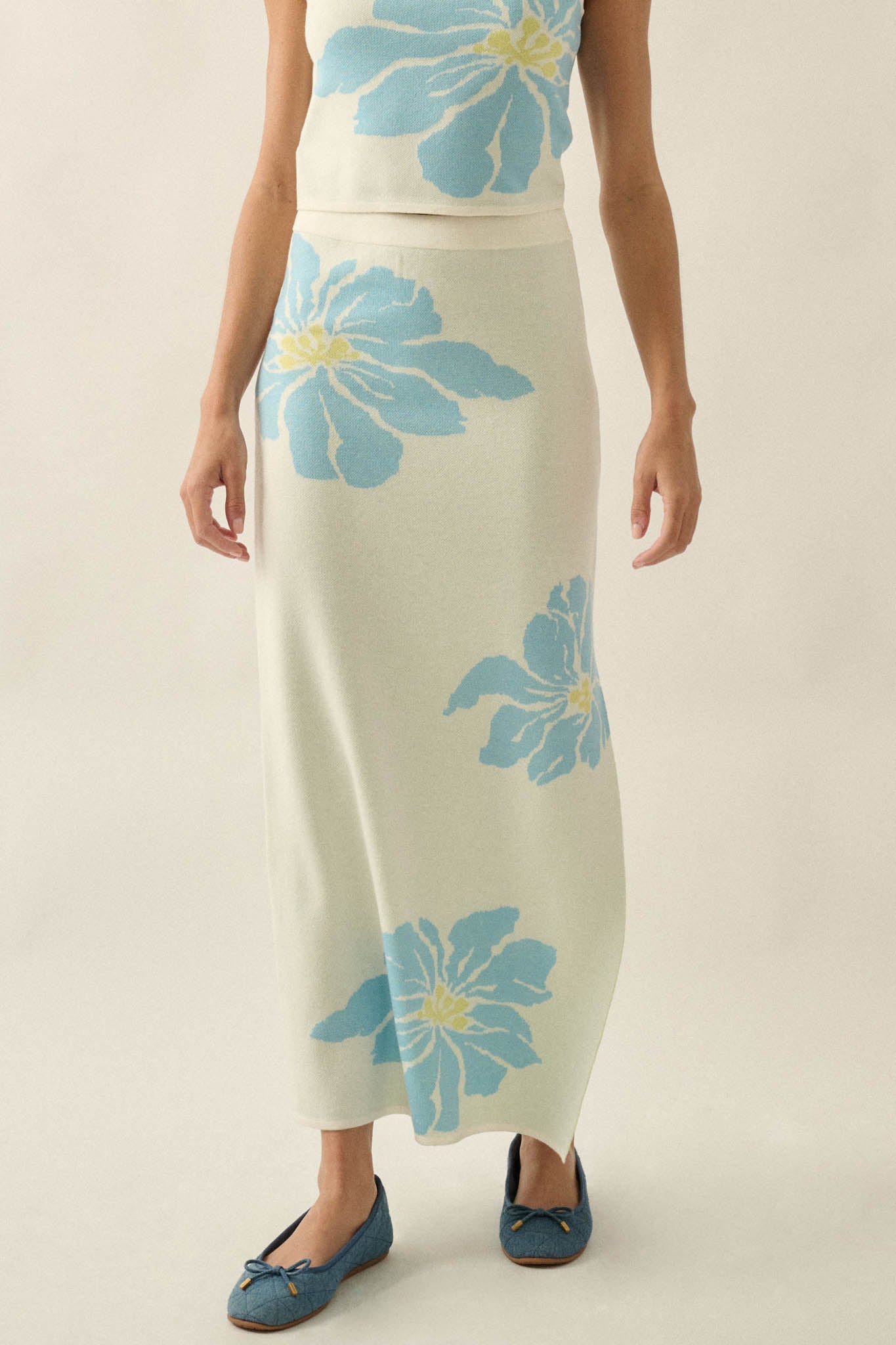 Hibiscus Blooms Floral Jacquard-Knit Maxi Skirt