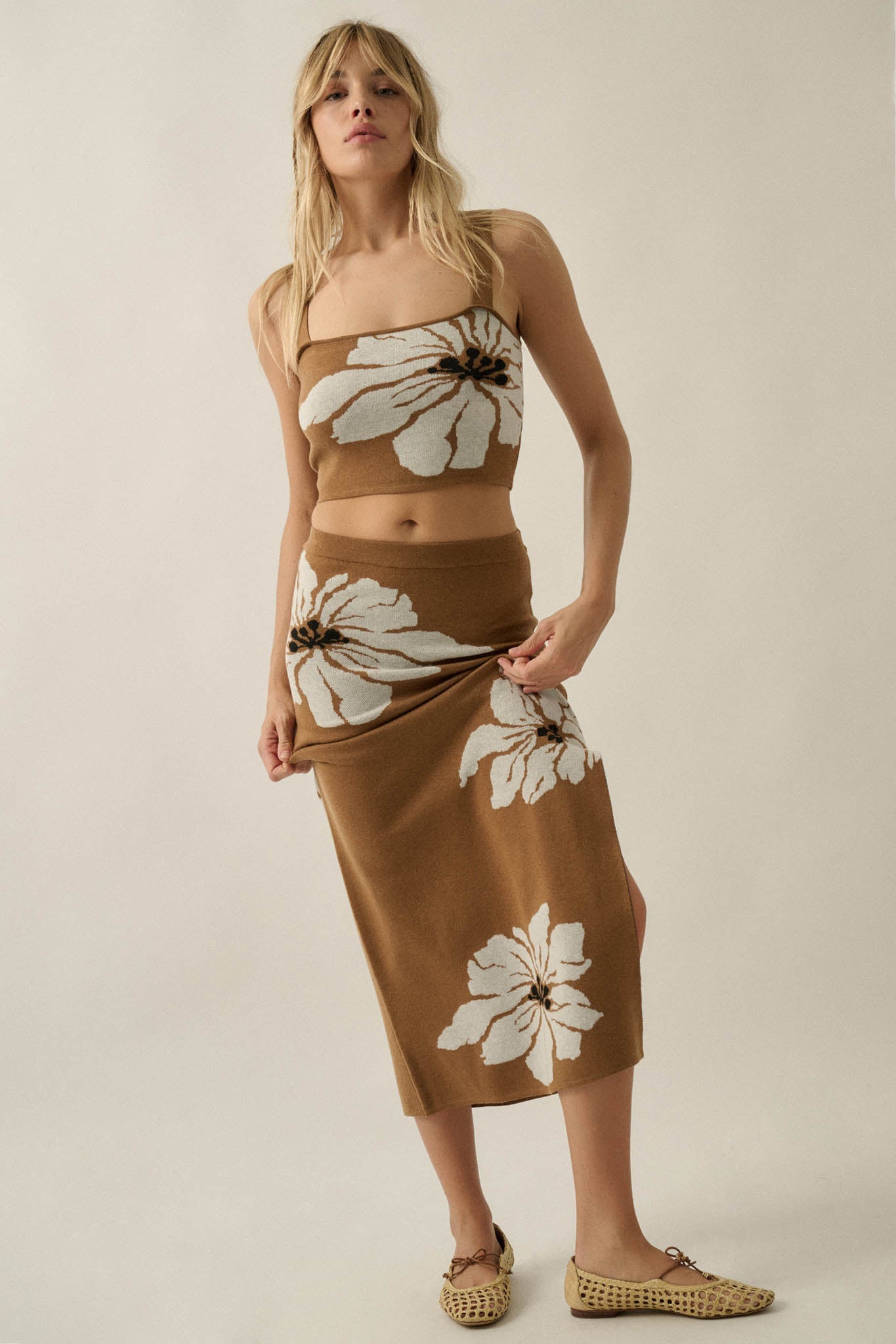Hibiscus Blooms Floral Jacquard-Knit Maxi Skirt
