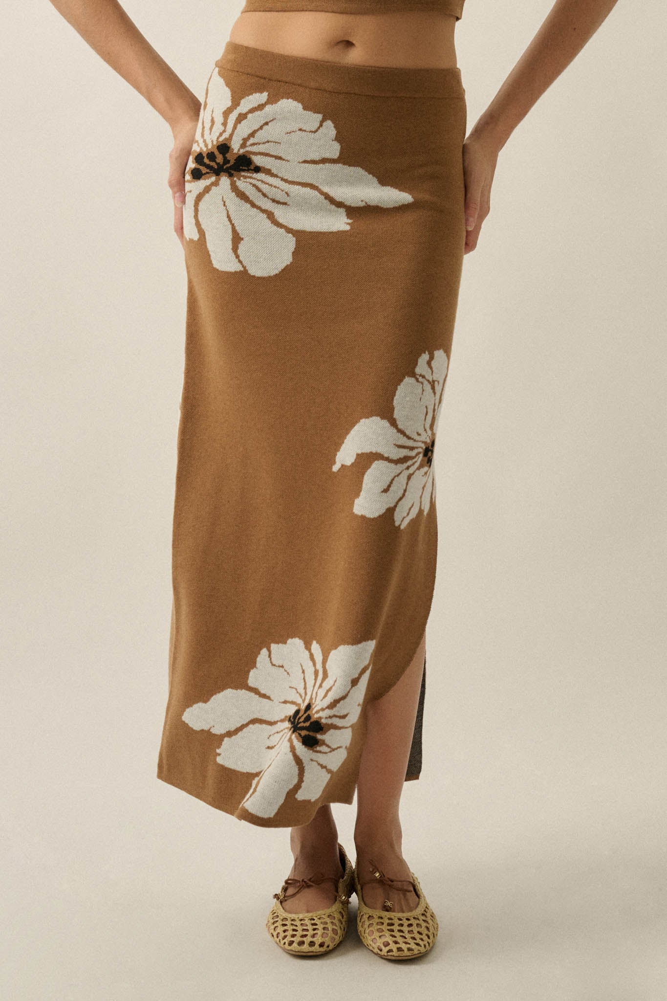 Hibiscus Blooms Floral Jacquard-Knit Maxi Skirt