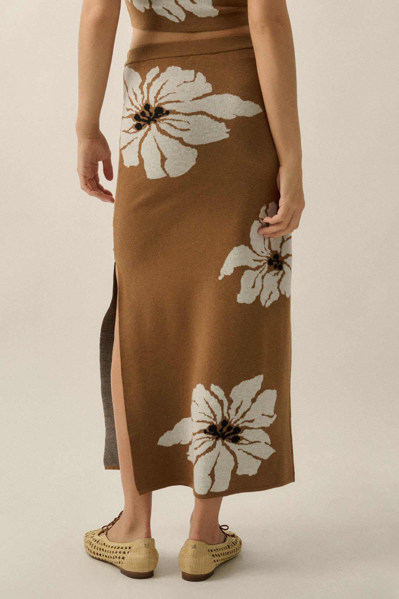 Hibiscus Blooms Floral Jacquard-Knit Maxi Skirt
