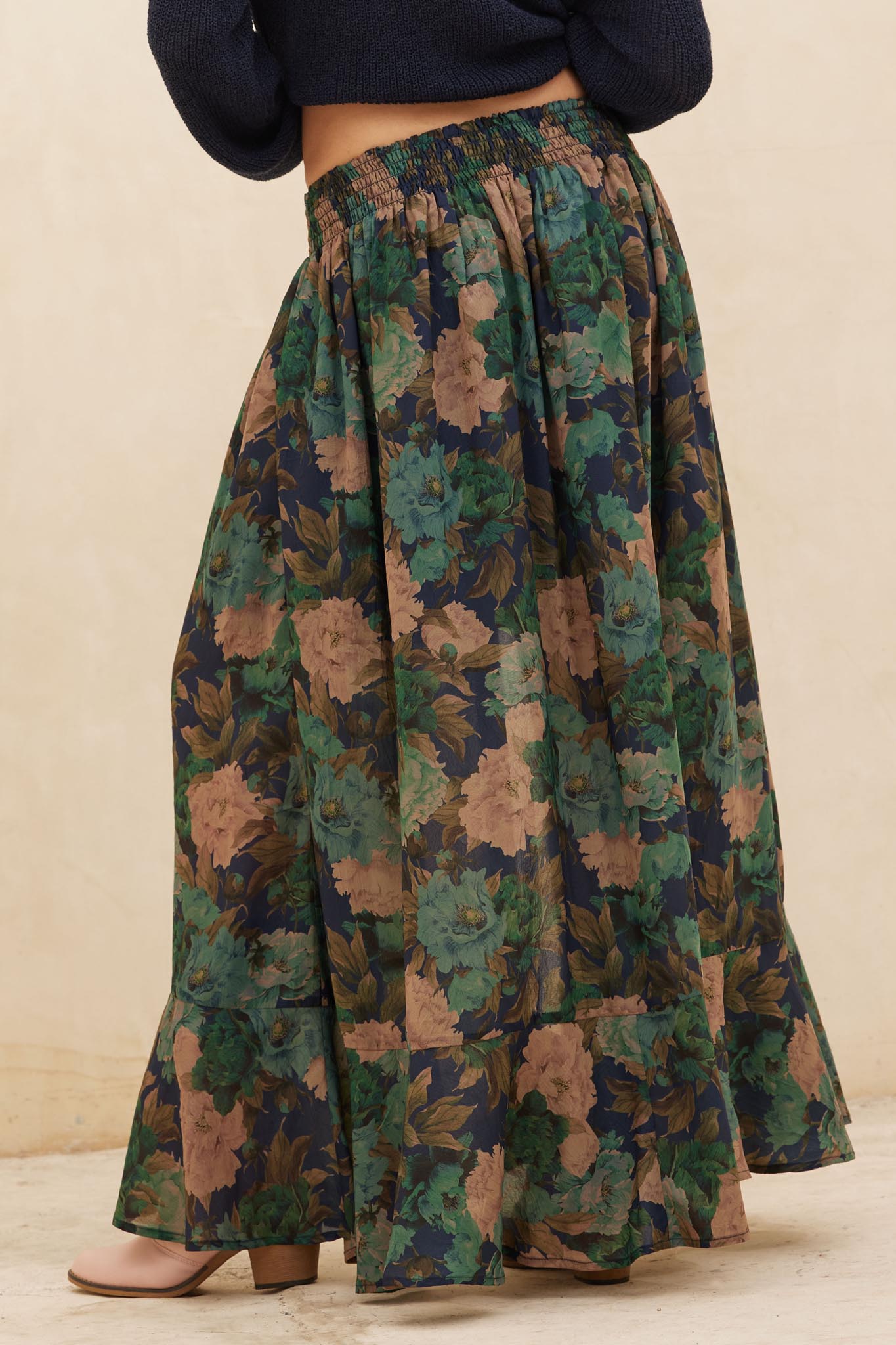 Pretty Potpourri Floral Button-Front Maxi Skirt