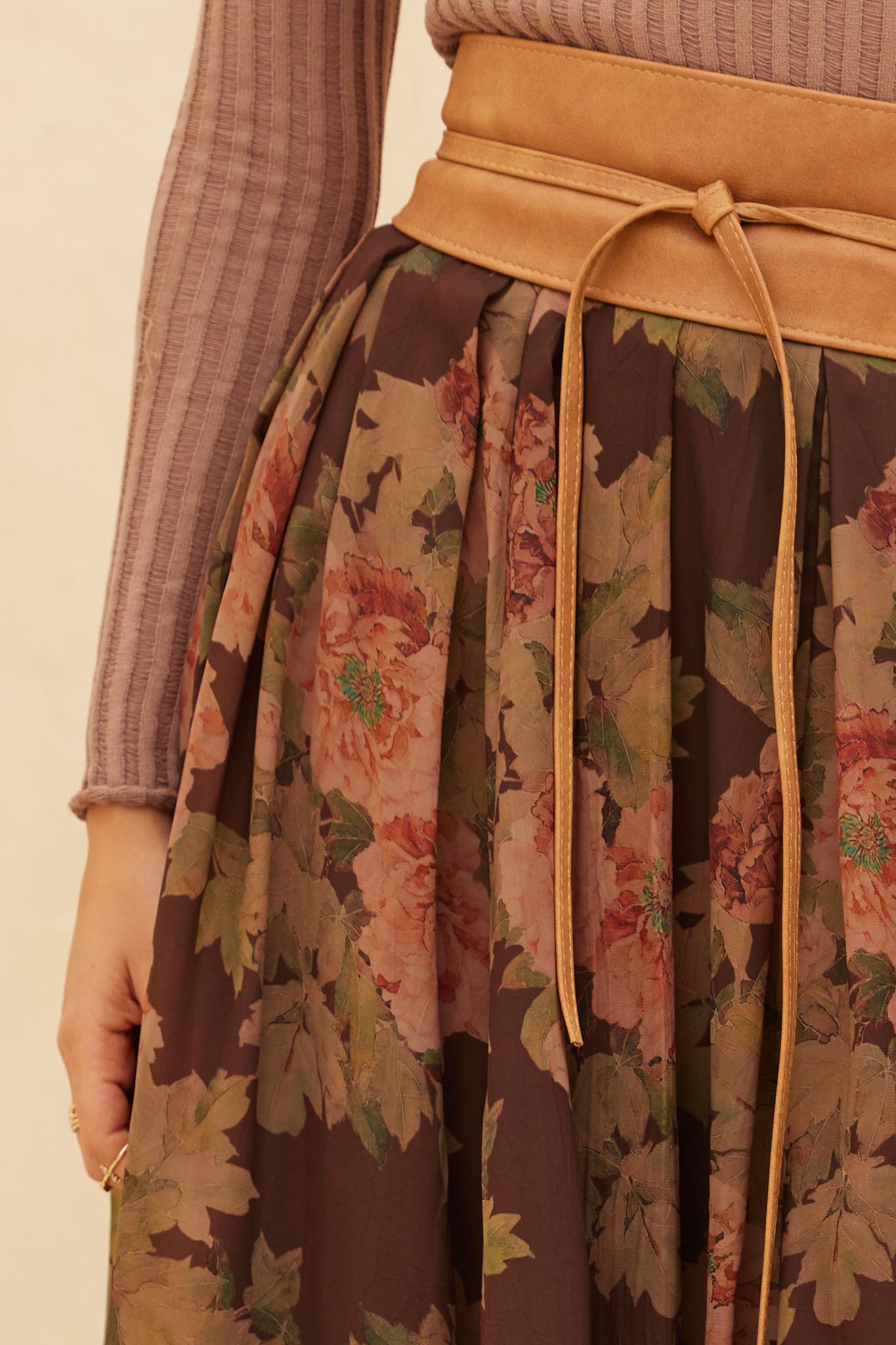 Blooming Tranquility Pleated Floral Midi Skirt