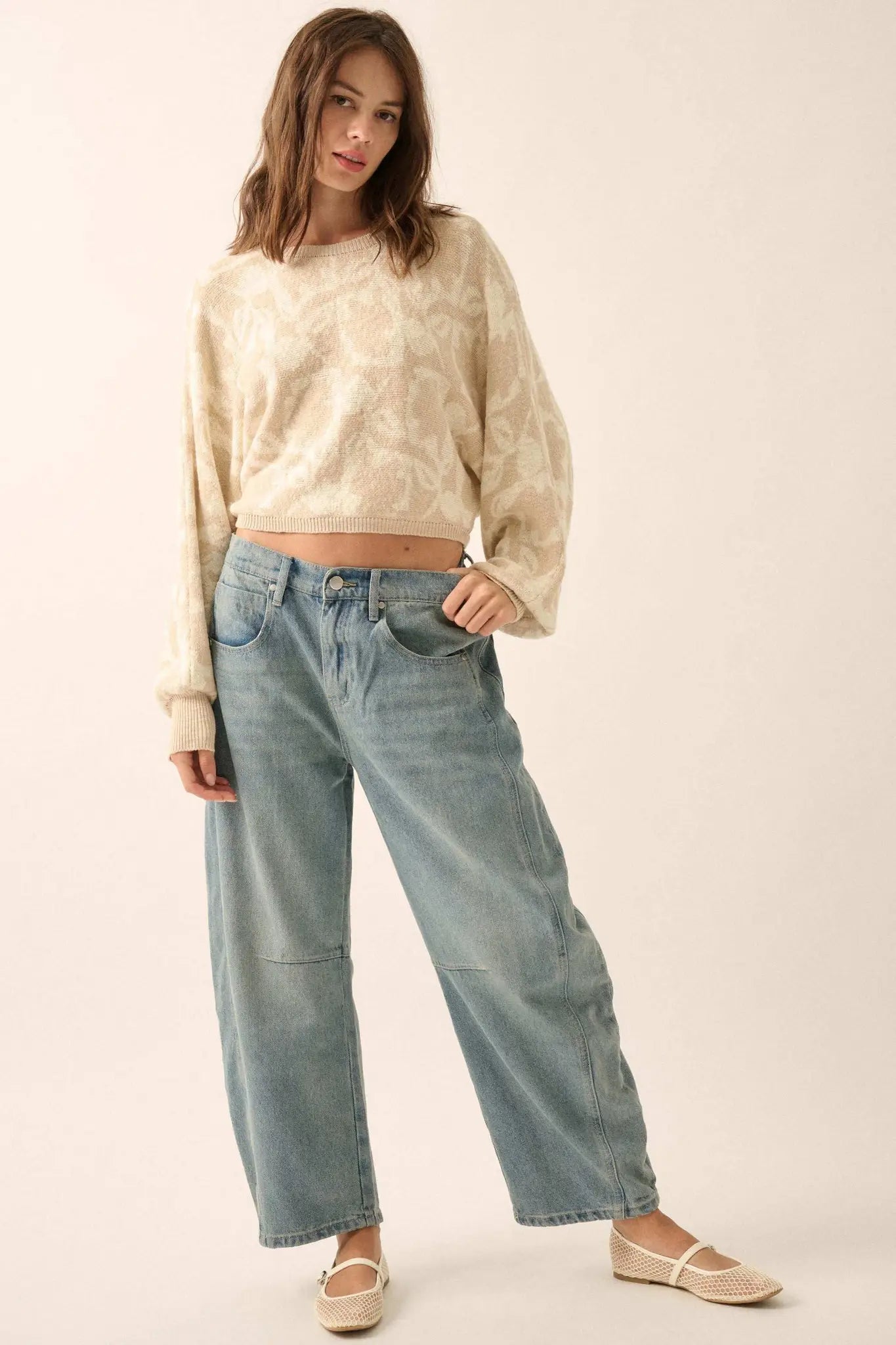 Abstract Garden Floral Jacquard Cropped Sweater