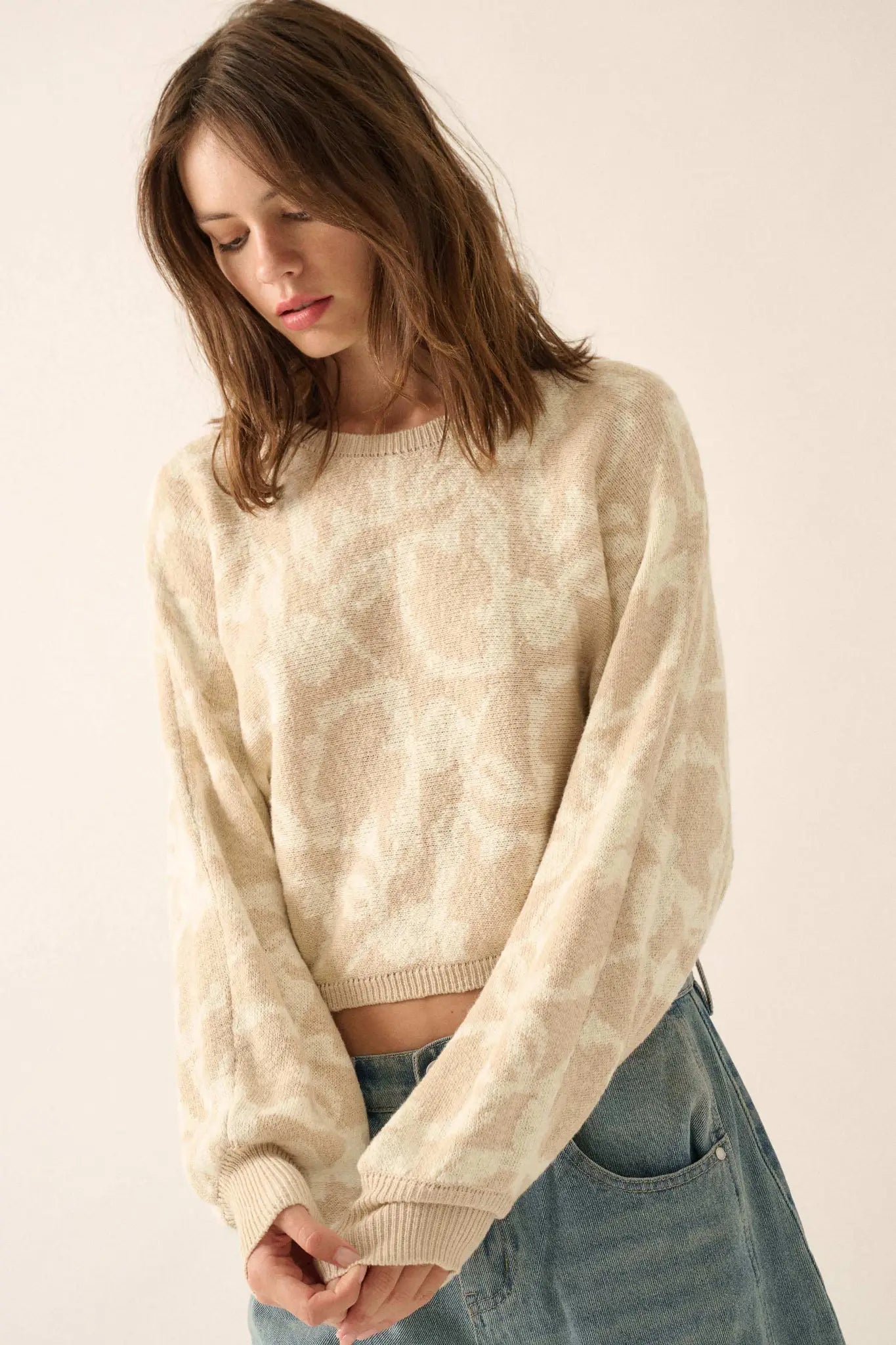 Abstract Garden Floral Jacquard Cropped Sweater